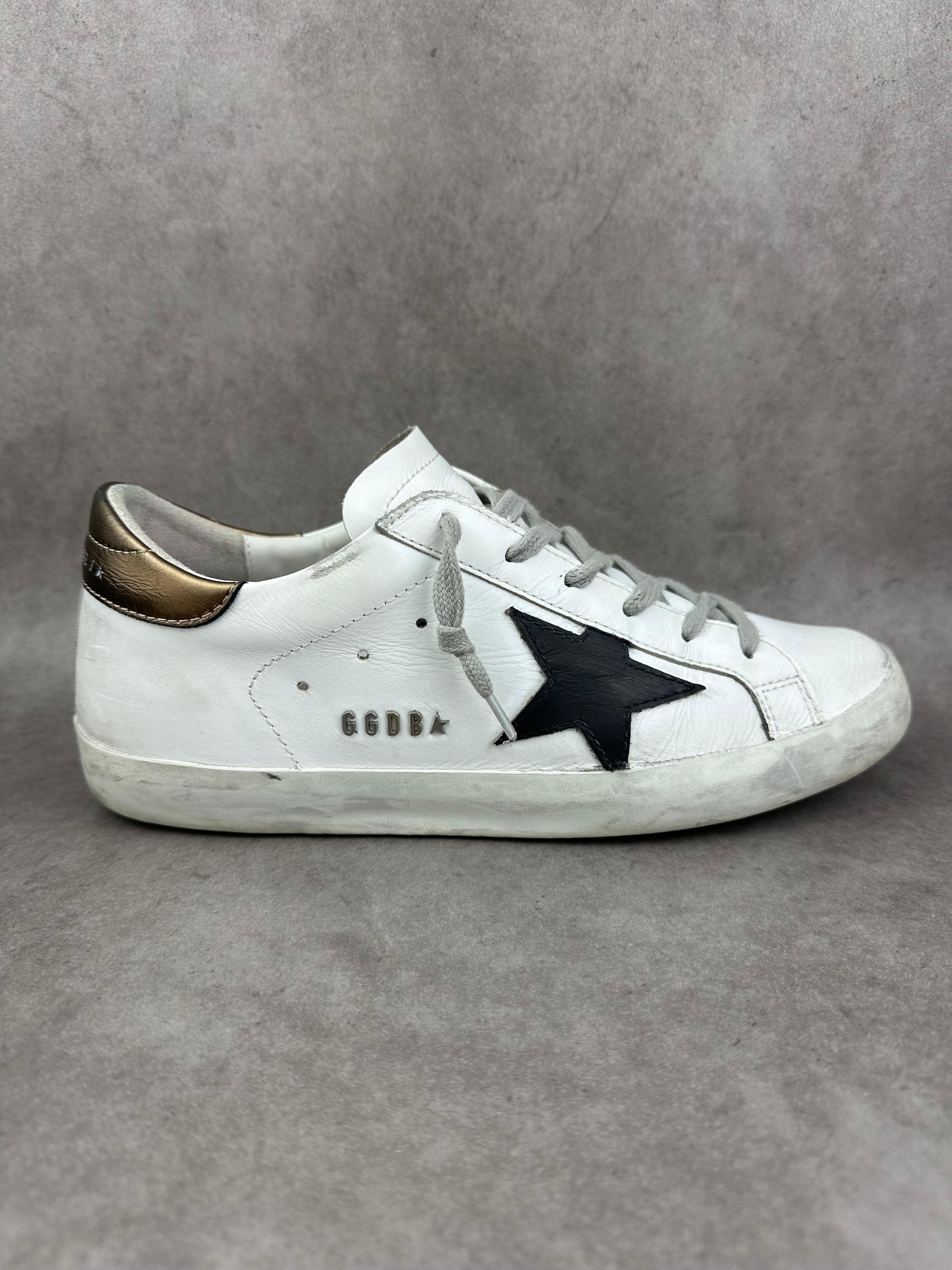 Golden Goose superstar étoile noire T38