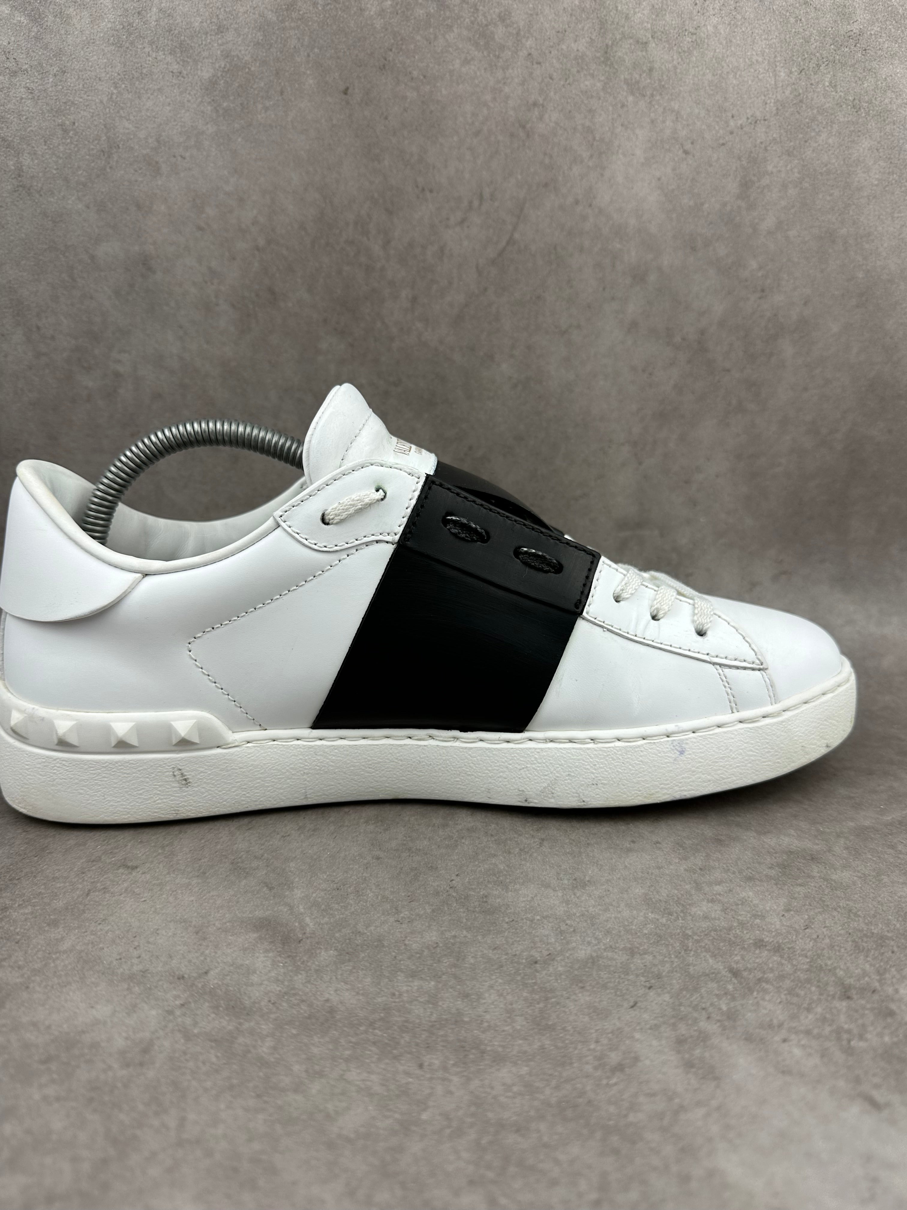 Valentino Garavani Open noire T41