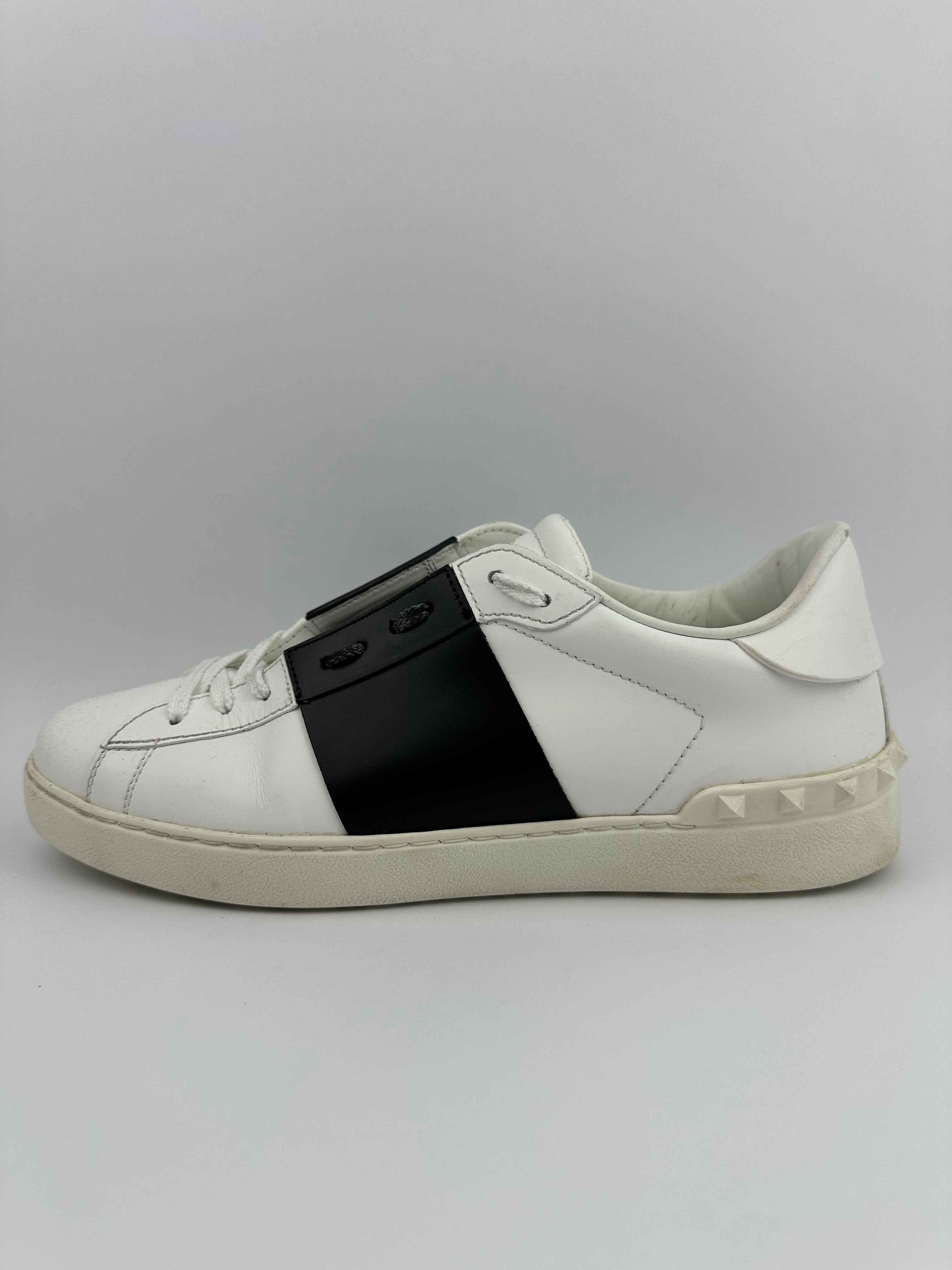 Valentino Garavani open noire T42,5