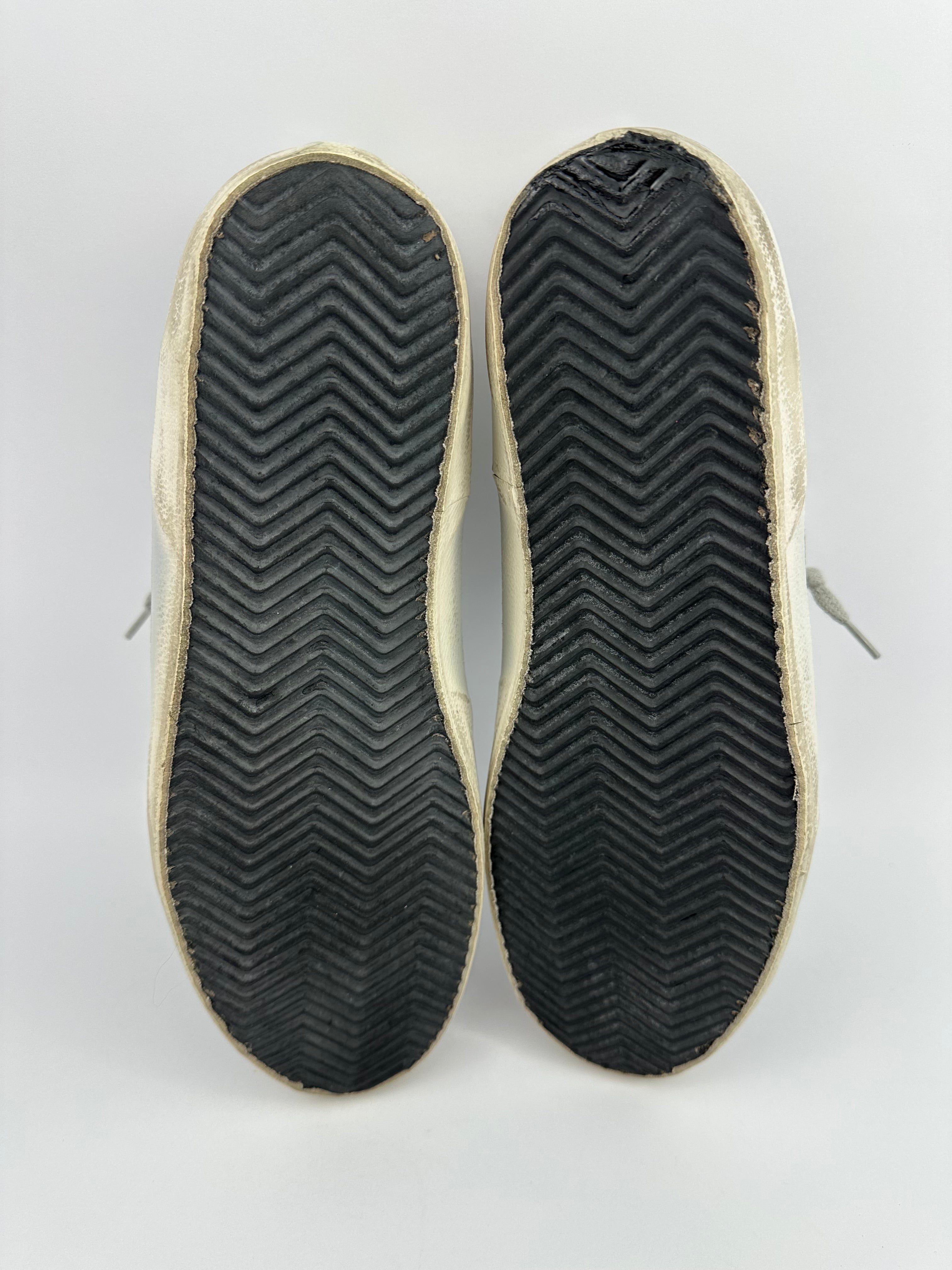 Golden Goose superstar T42