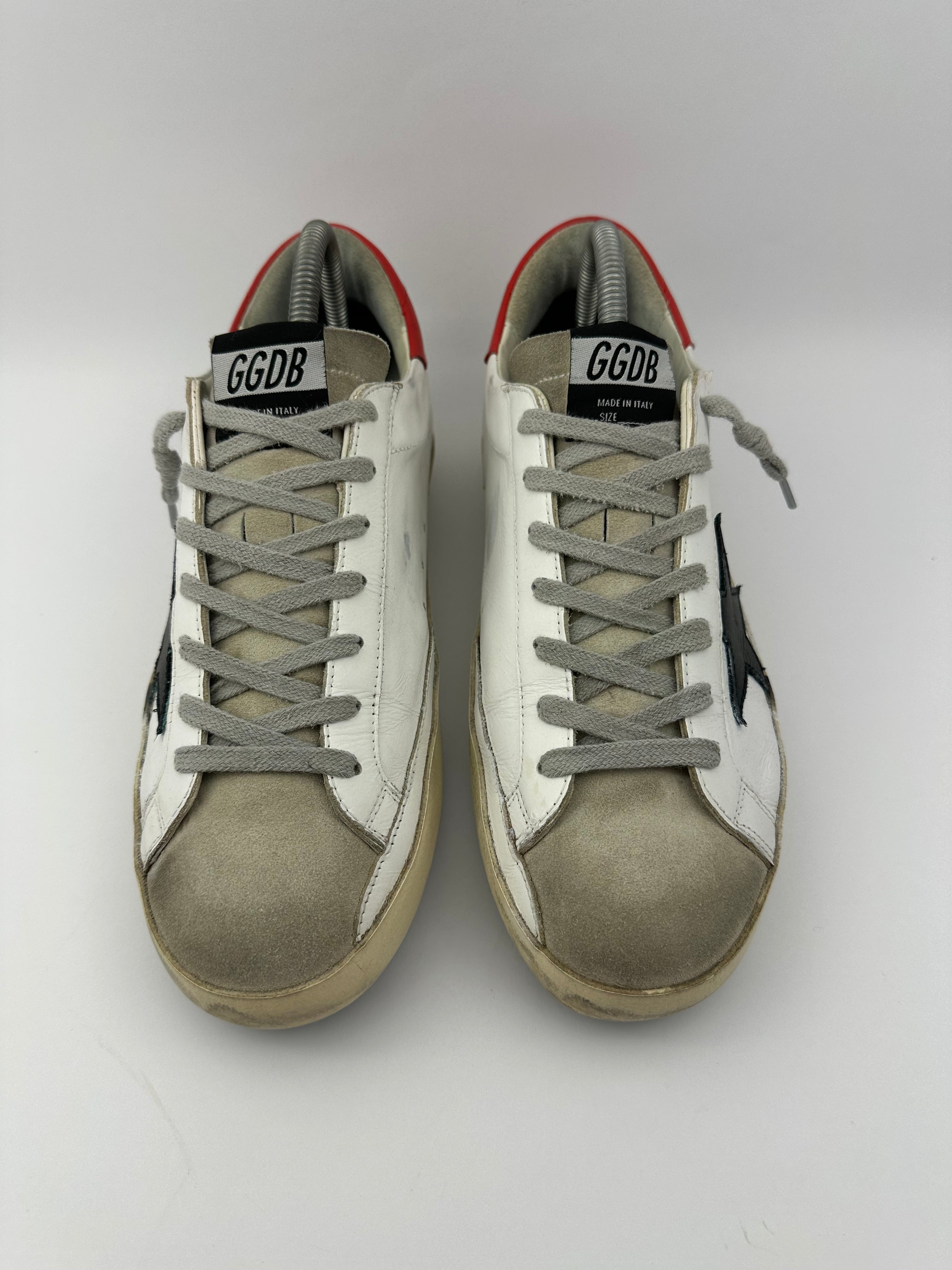 Golden Goose superstar T41