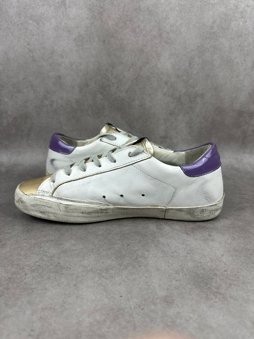 Golden Goose Superstar T39