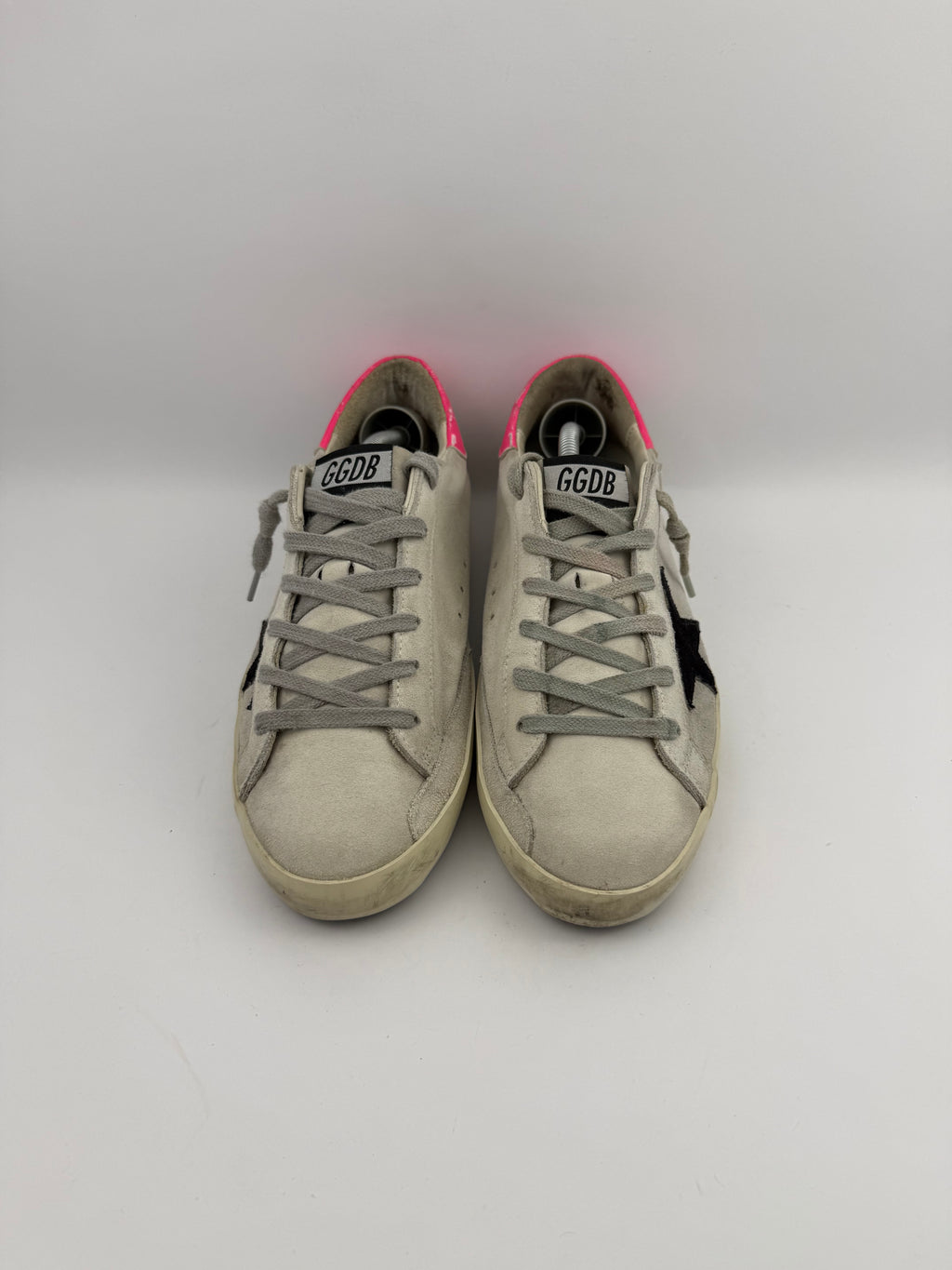 Golden Goose superstar T38
