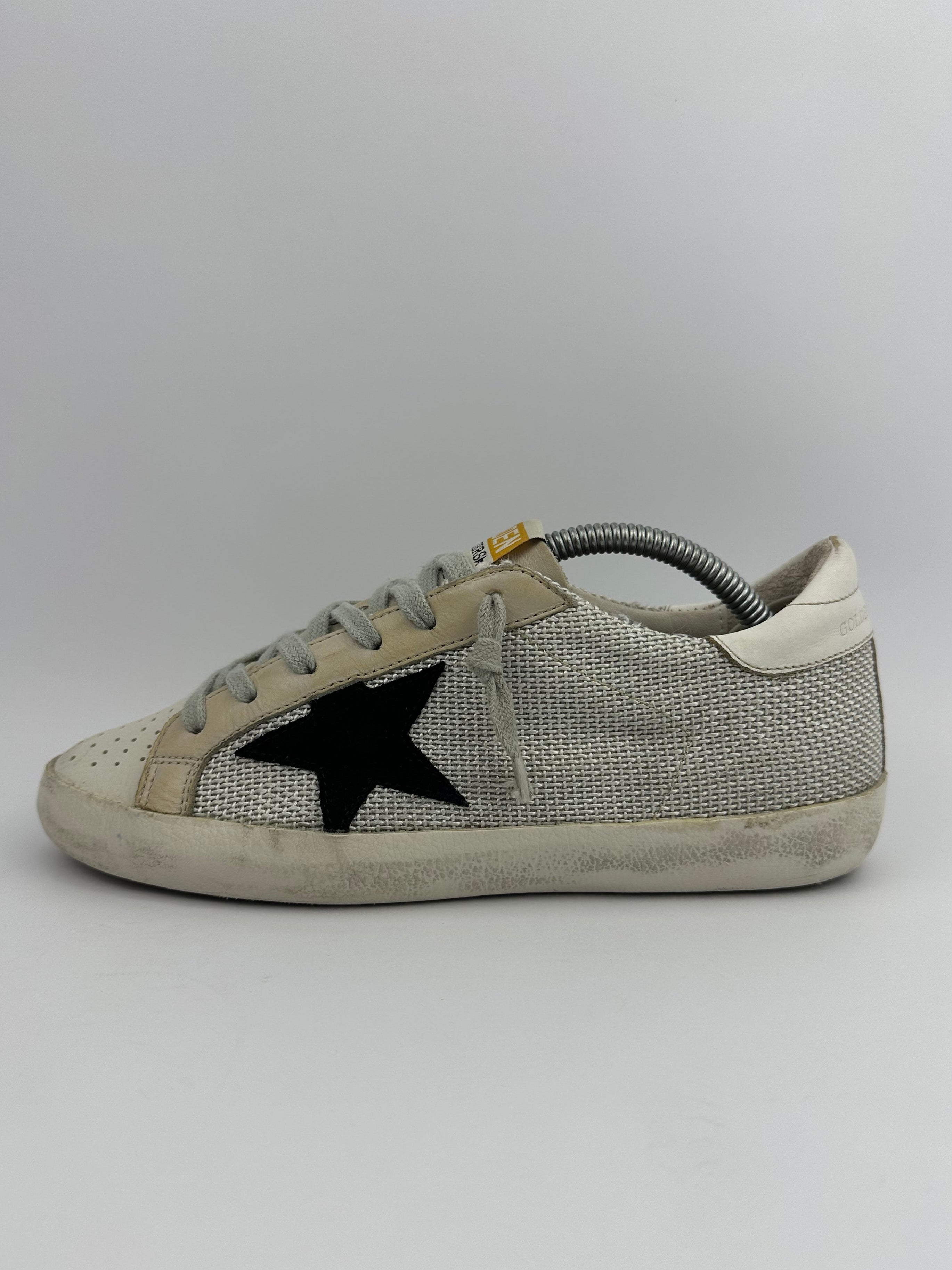 Golden Goose superstar T36