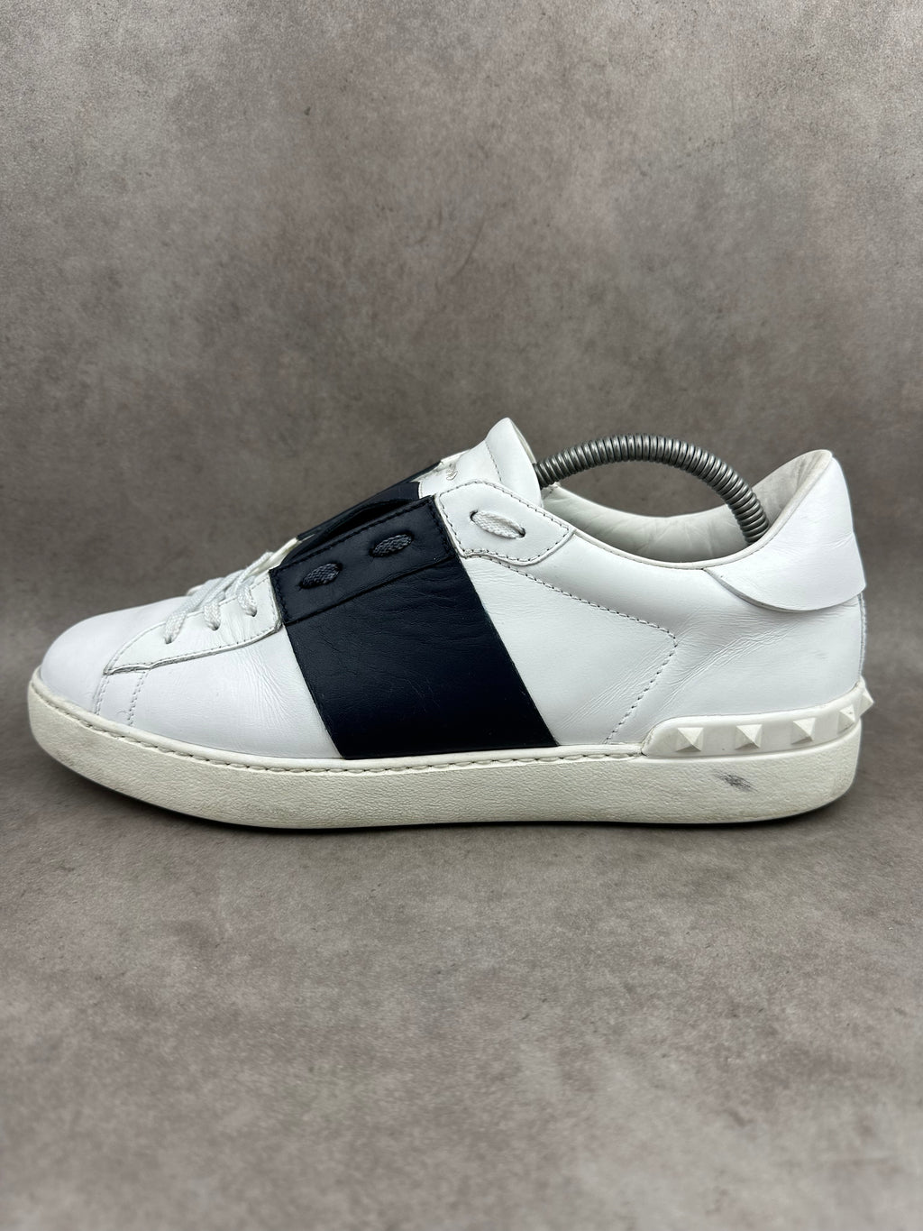 Valentino Garavani Open marine T42,5