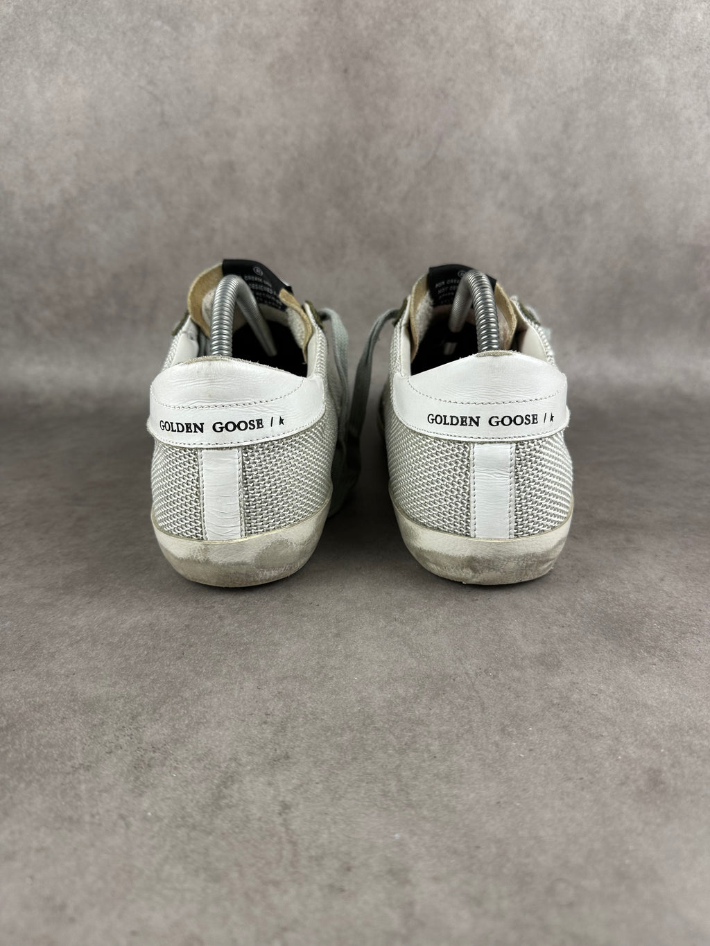 Golden Goose superstar Kaki T41-004