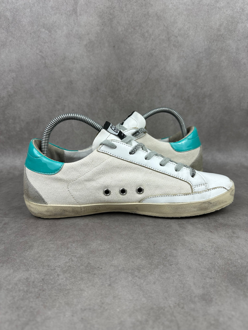 Golden Goose superstar T41
