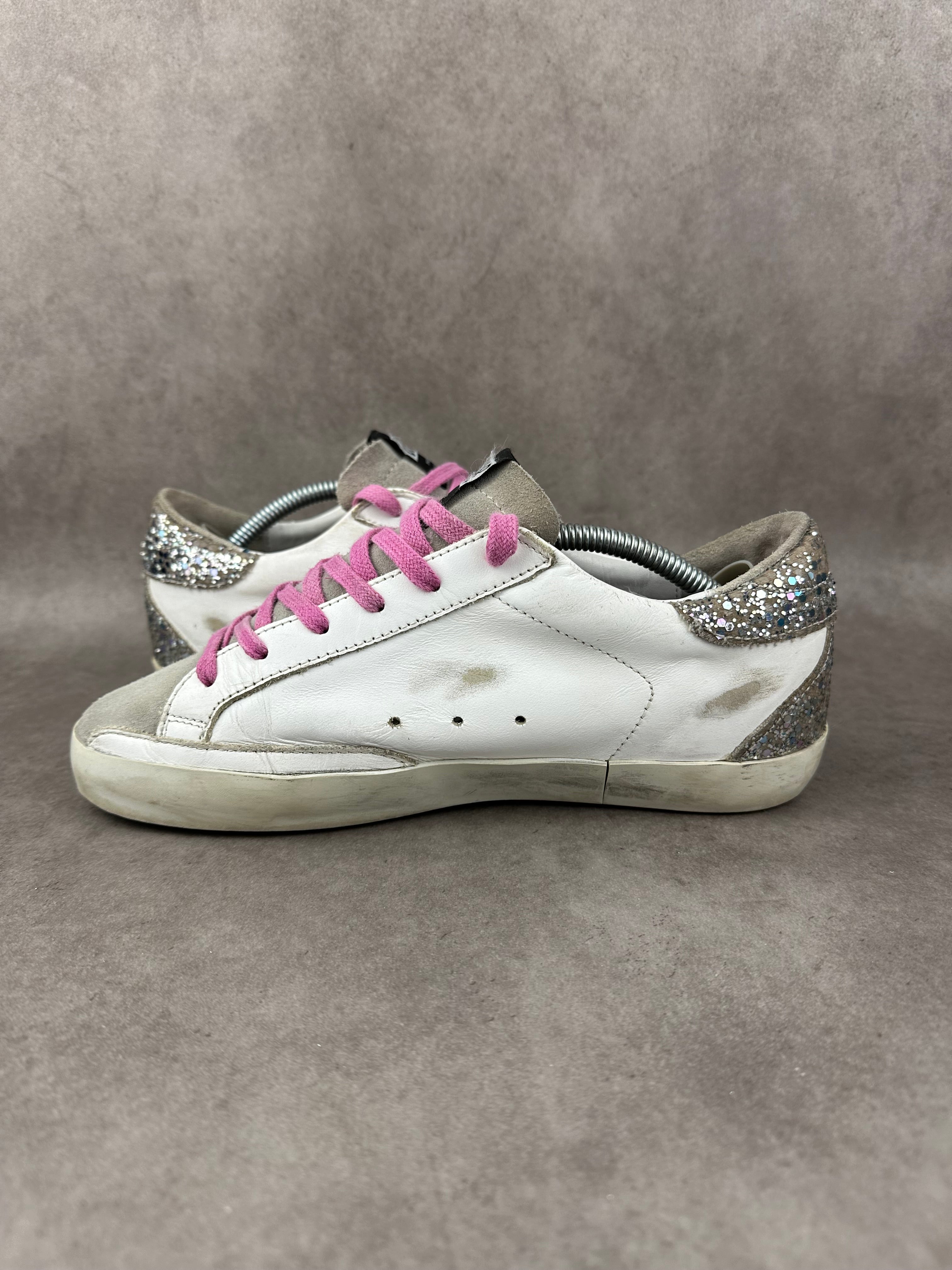 Golden Goose superstar étoile bleu T37