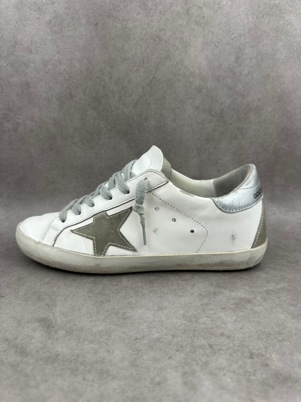 Golden Goose superstar T36