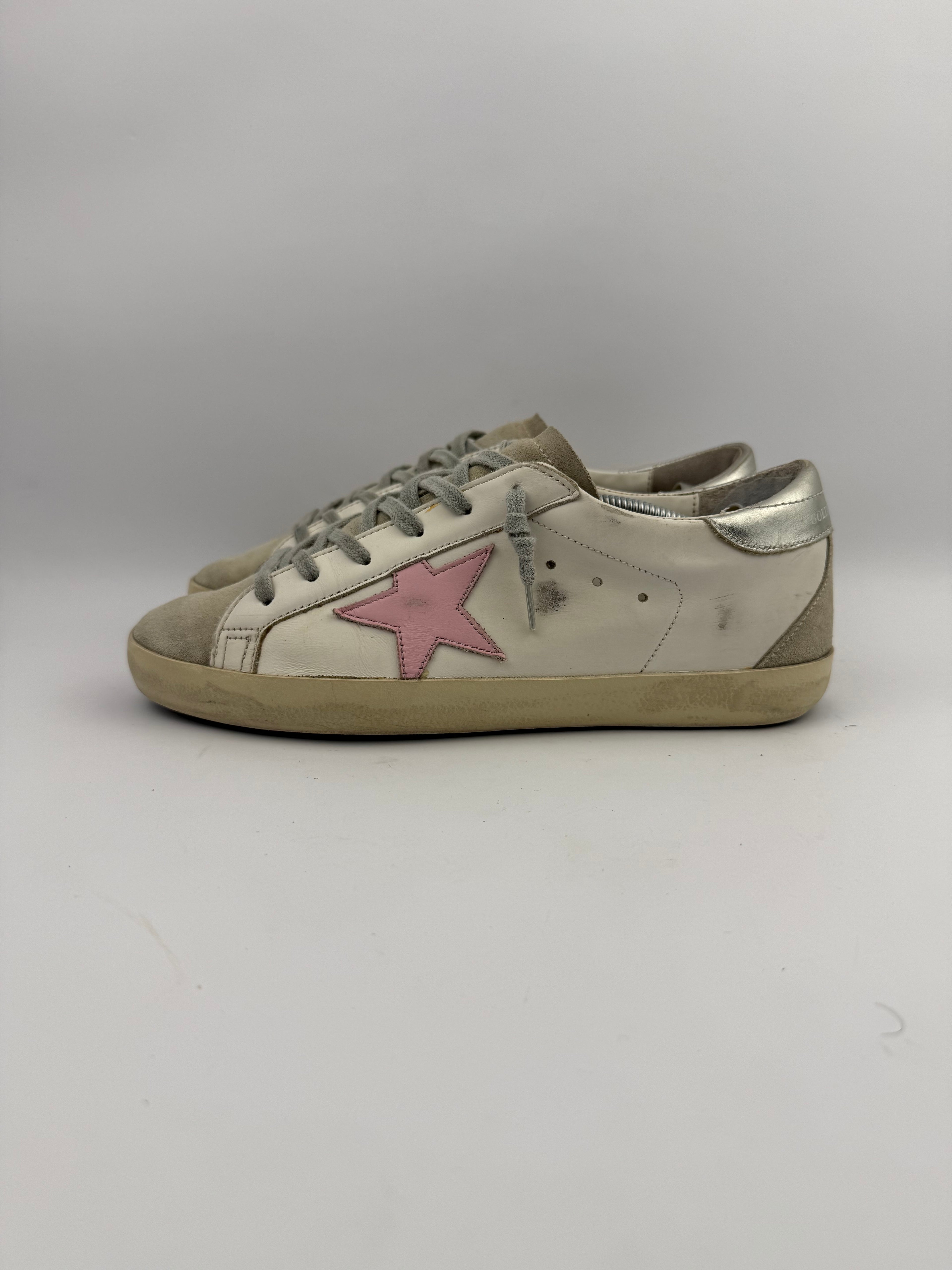 Golden Goose Superstar T39