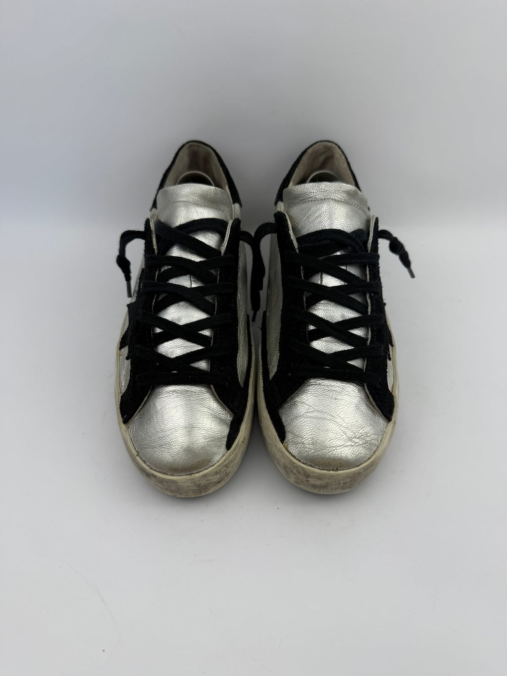 Golden Goose superstar T37