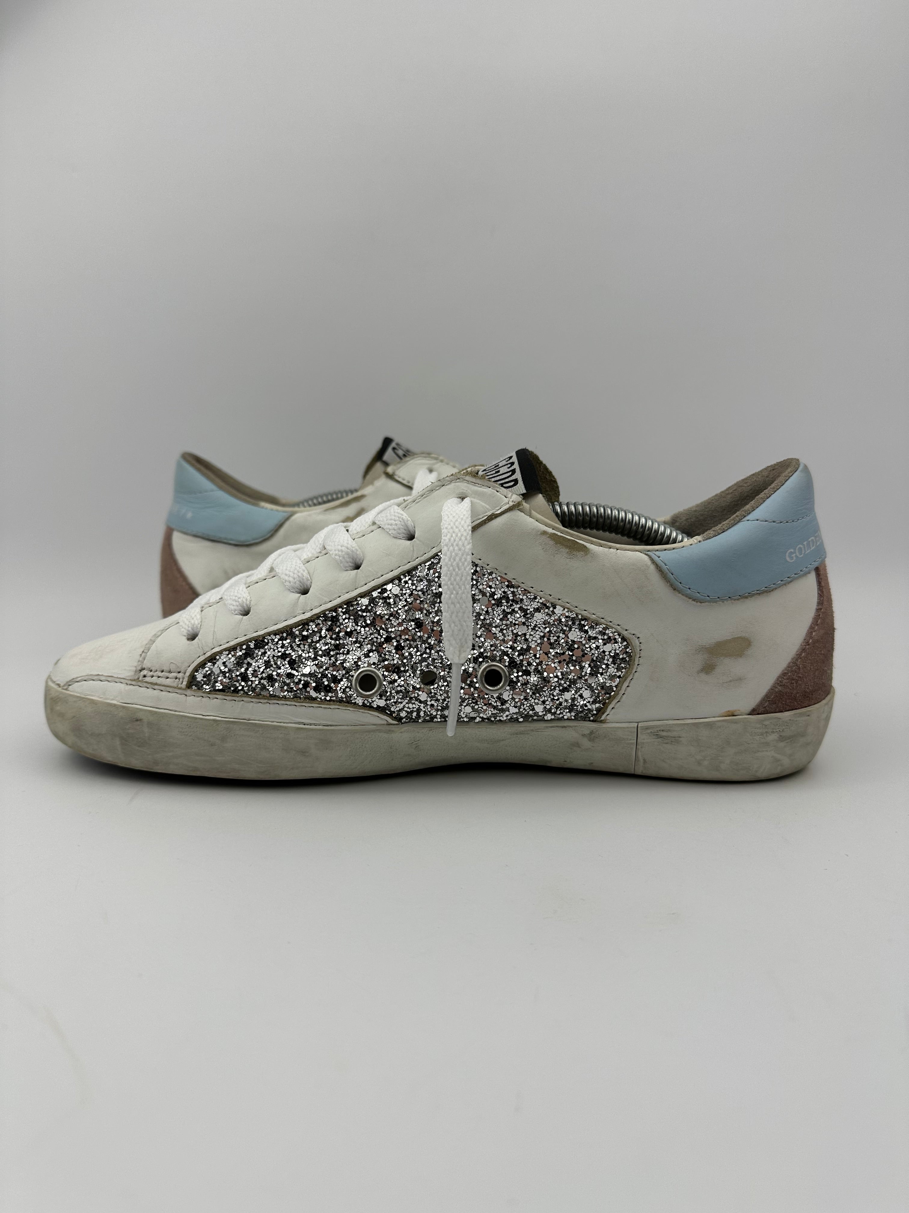 Golden Goose superstar T38