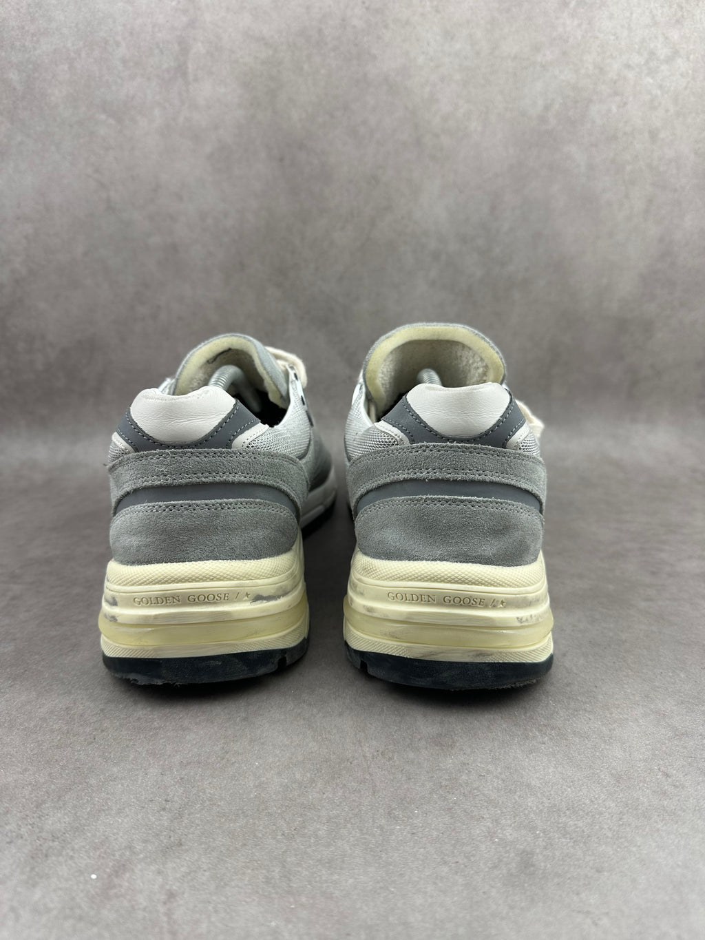 Golden Goose Dad star grise T44