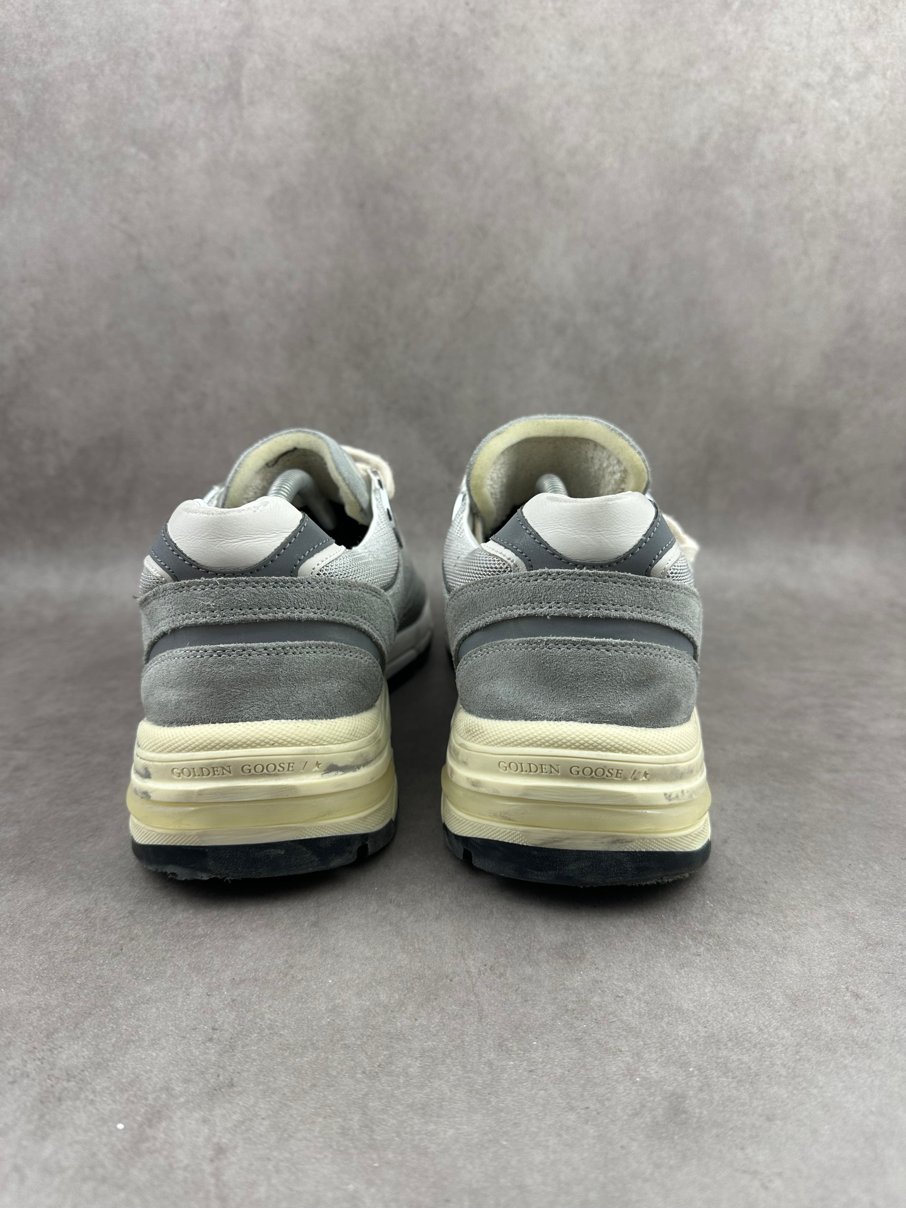 Golden Goose Dad star grise T44