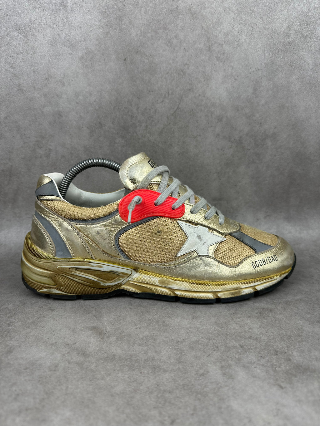 Golden Goose Dad-star doré T40