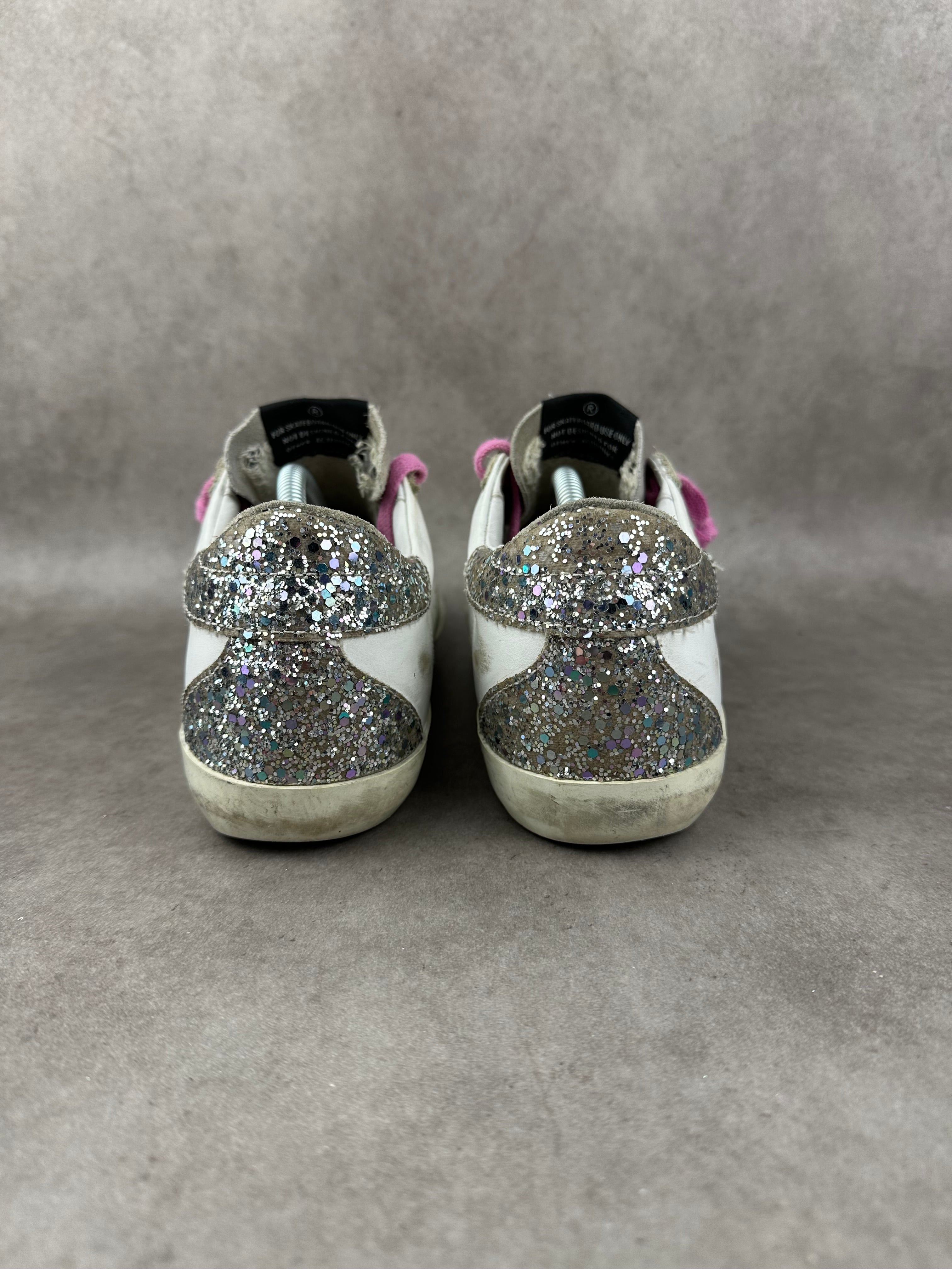 Golden Goose superstar étoile bleu T37