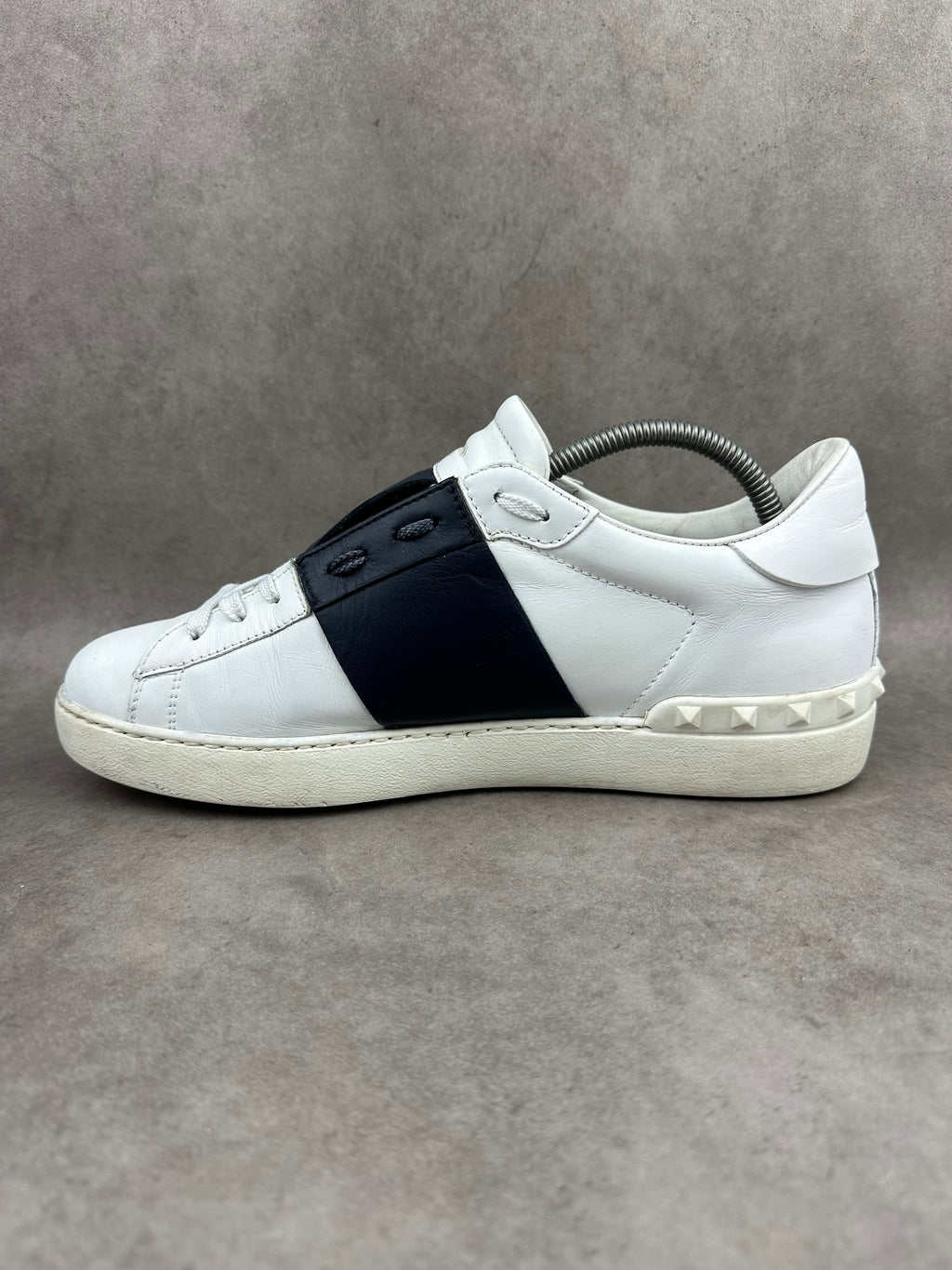 Valentino Garavani Open marine T42,5