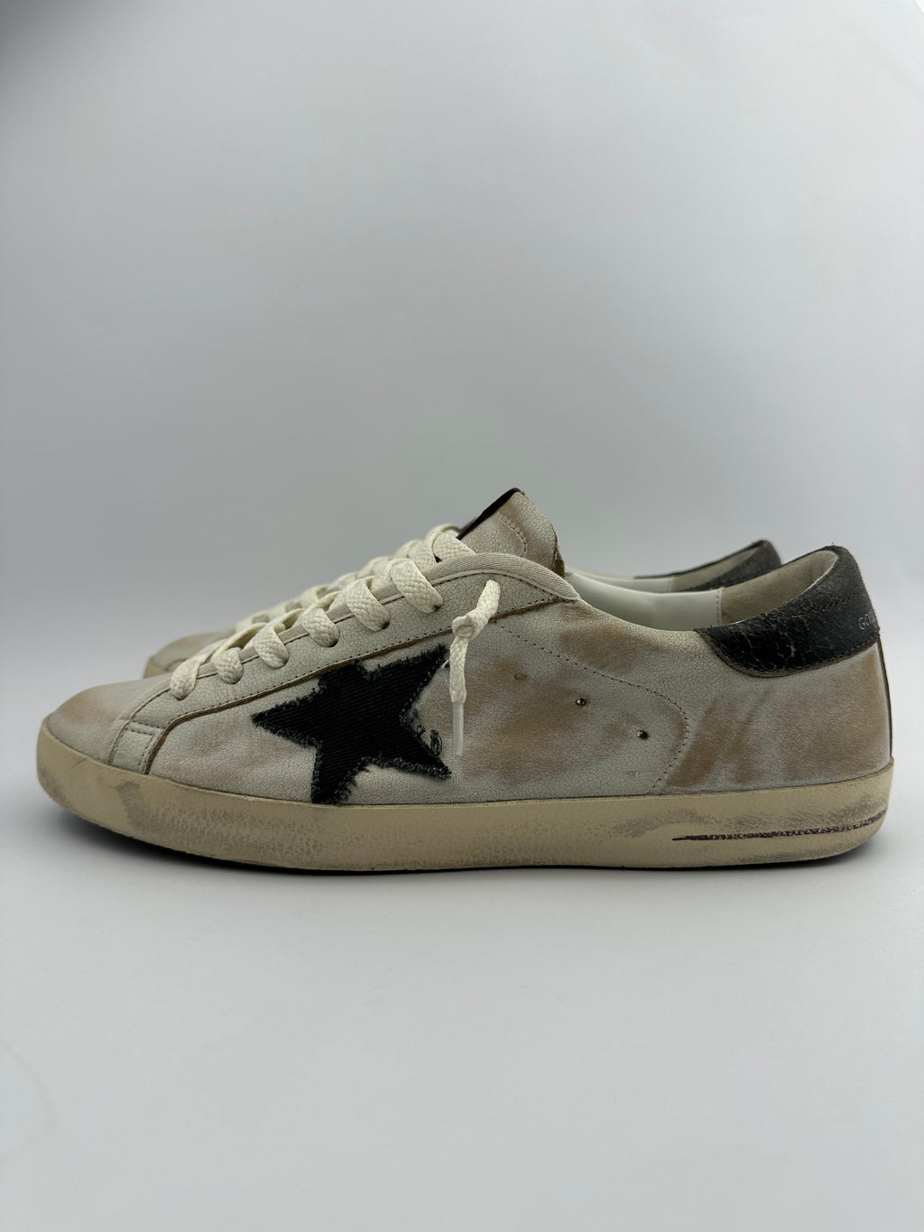 Golden Goose superstar T44