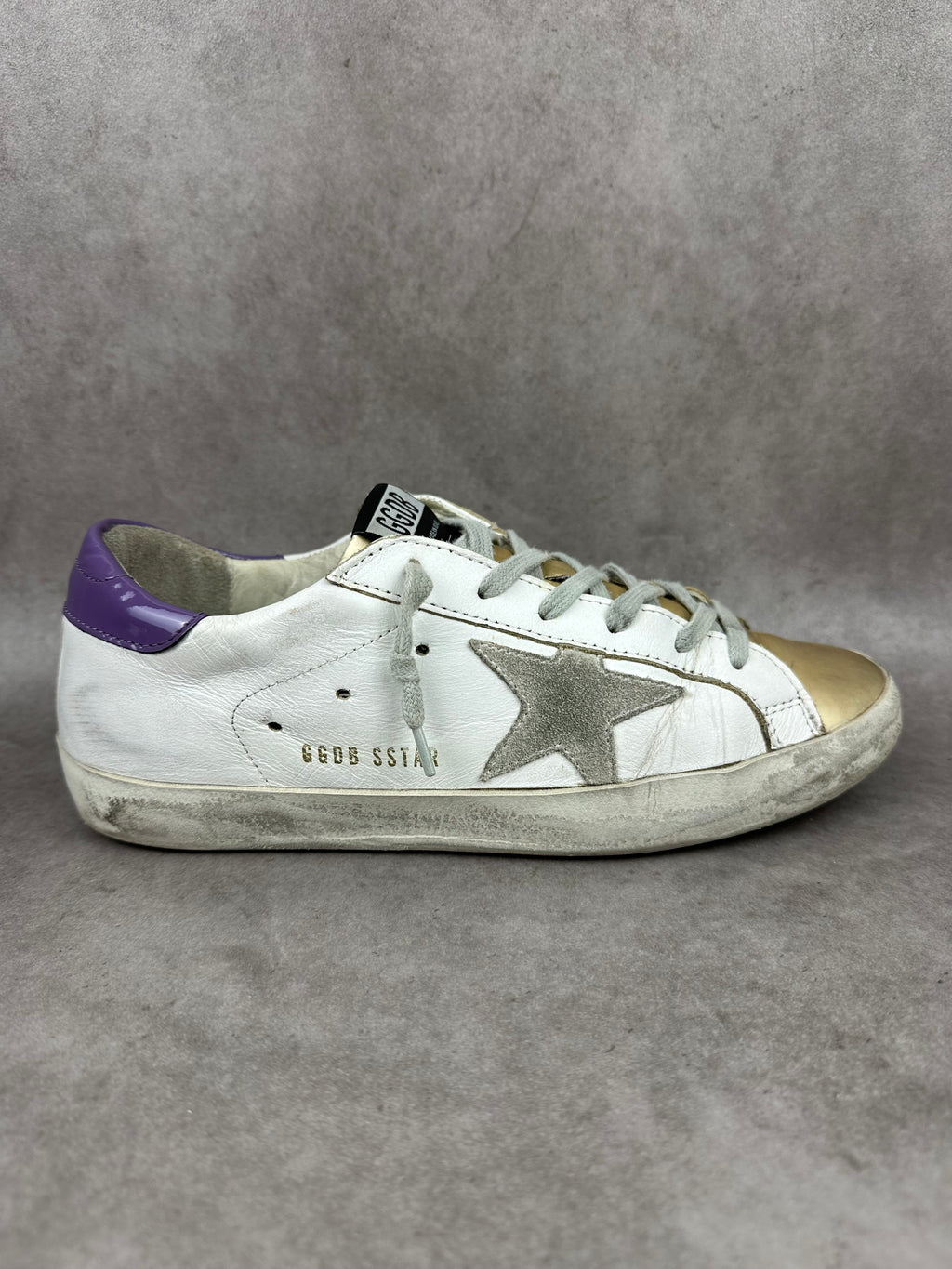 Golden Goose Superstar T39