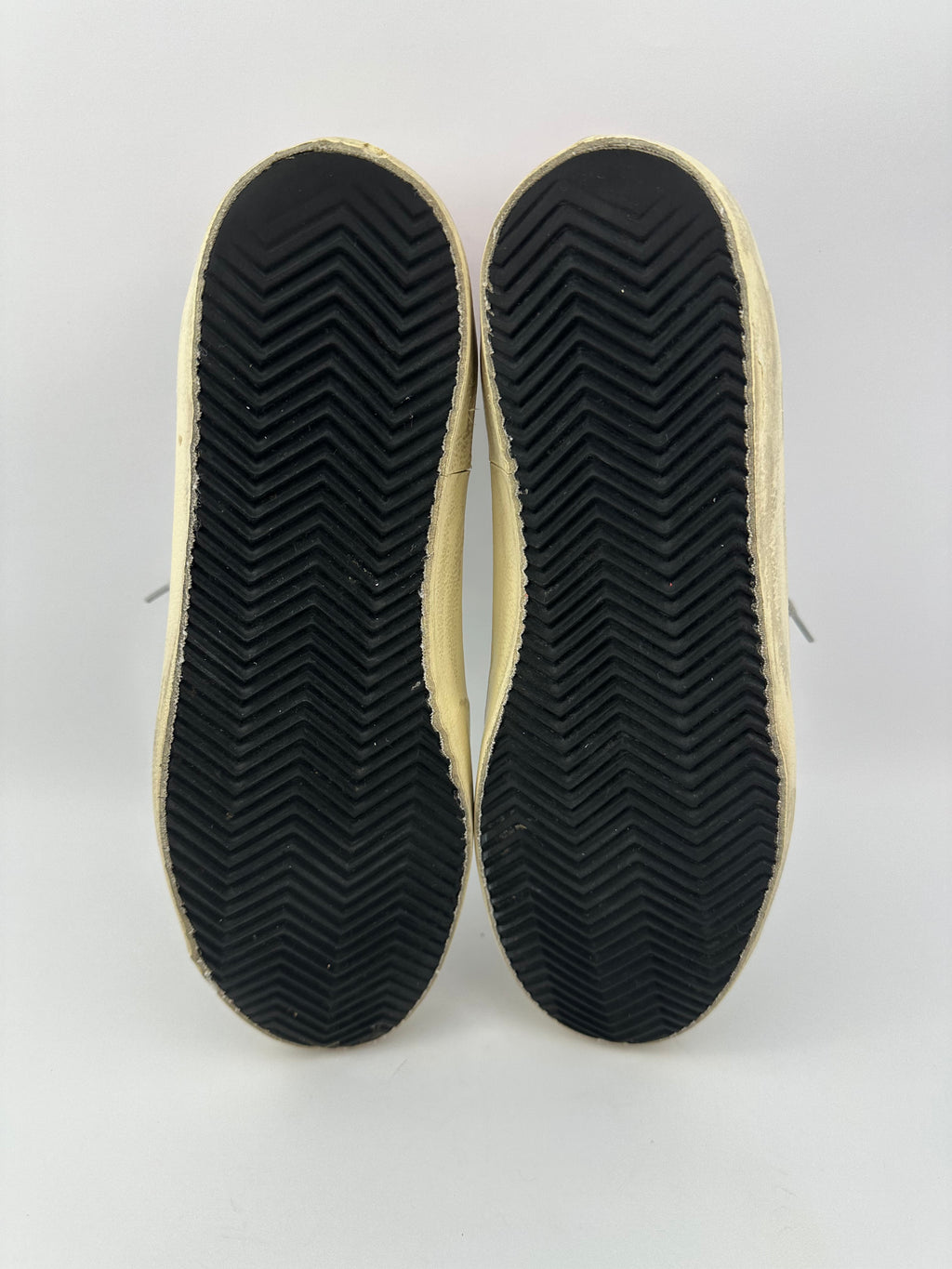 Golden Goose superstar T41