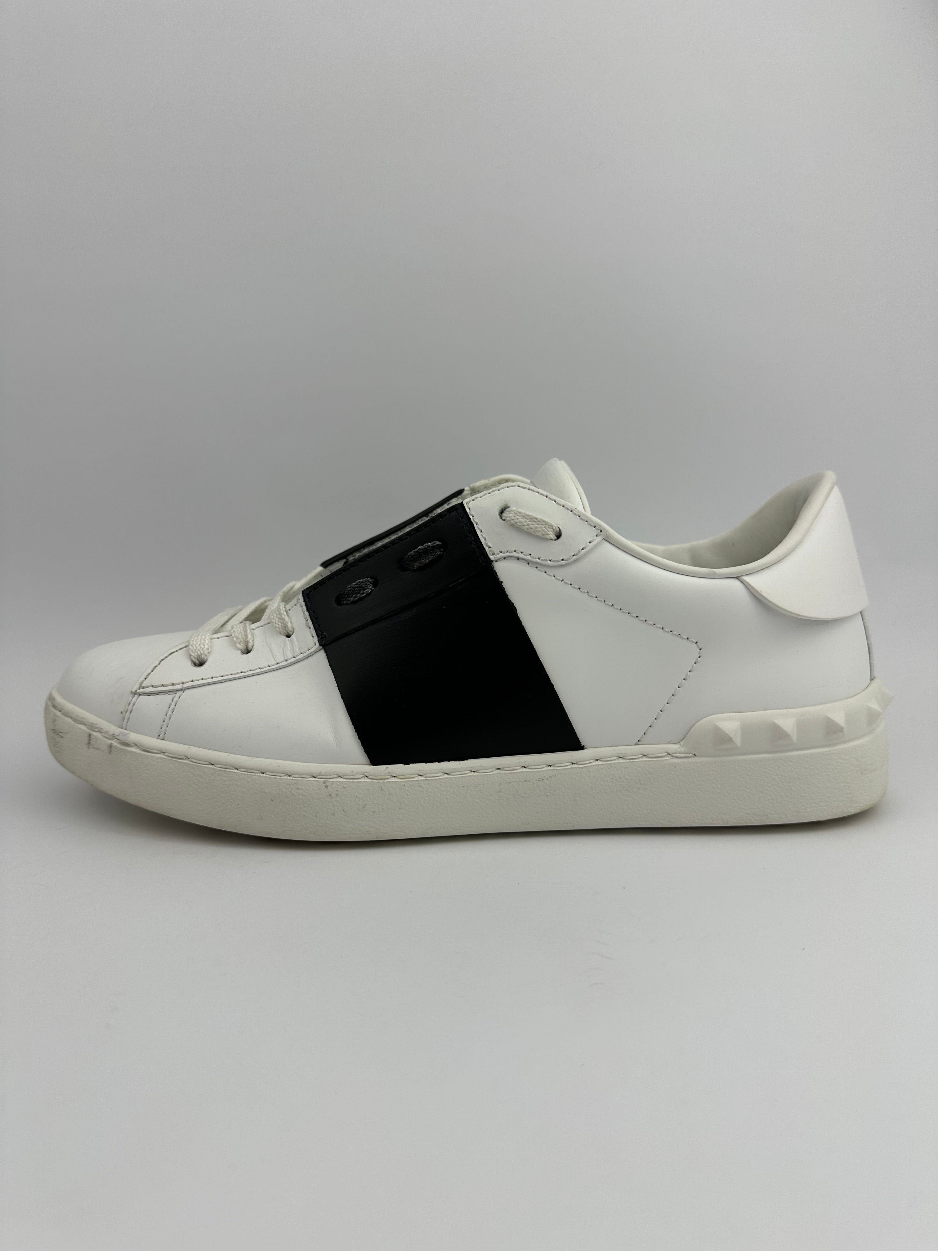 Valentino Garavani Open noire T41