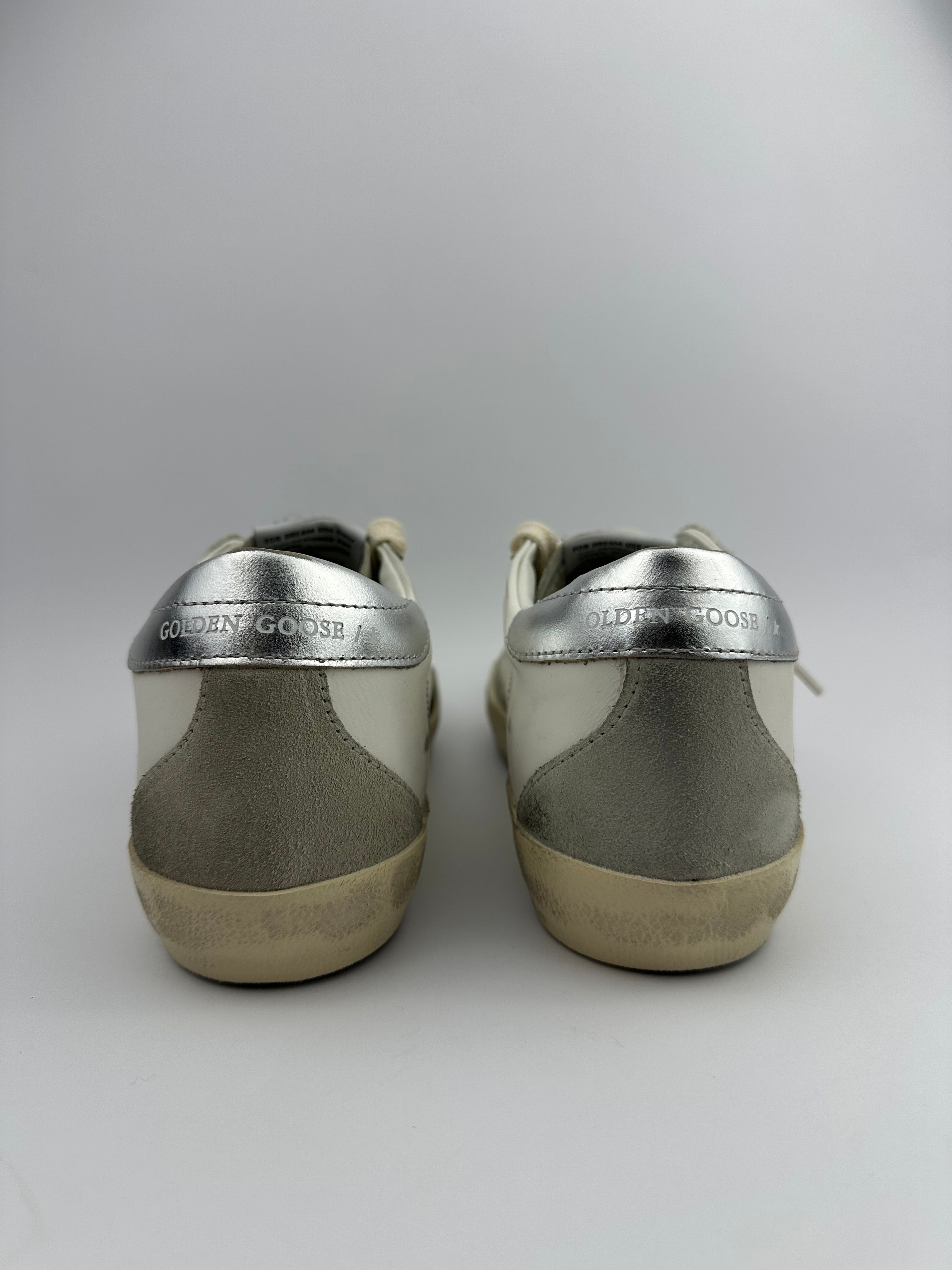 Golden Goose Superstar doré T38