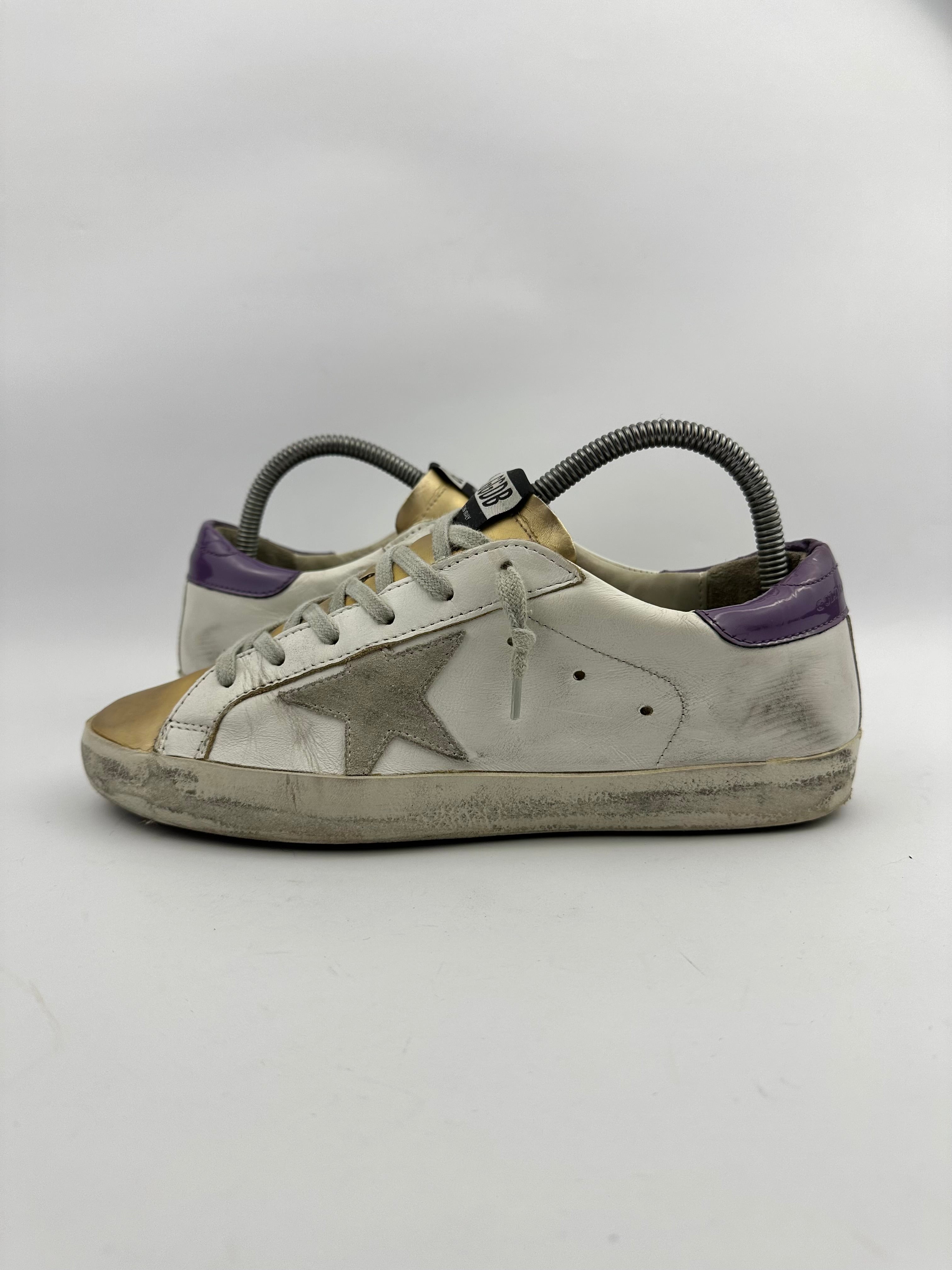 Golden Goose Superstar T39