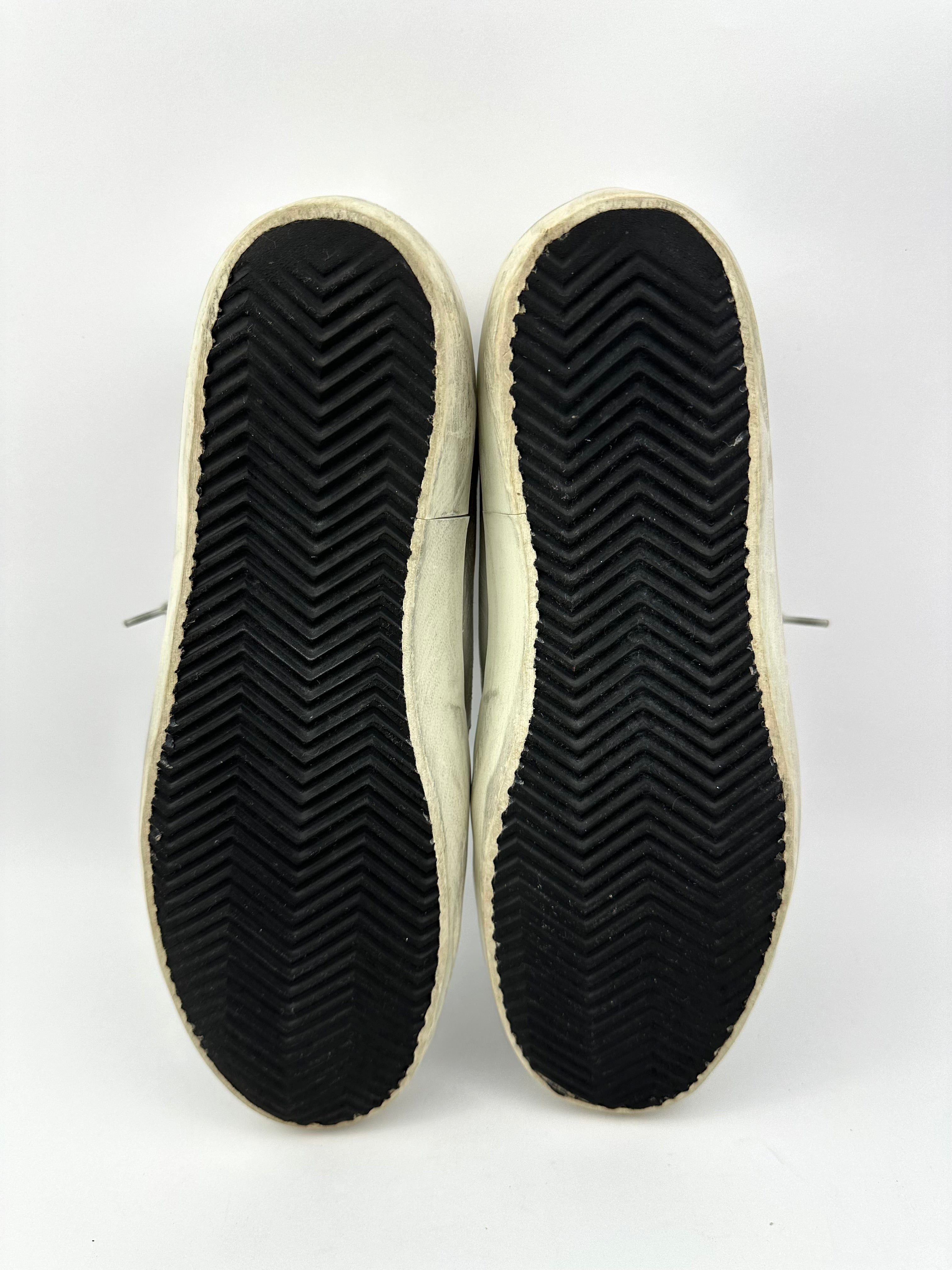 Golden Goose superstar T38