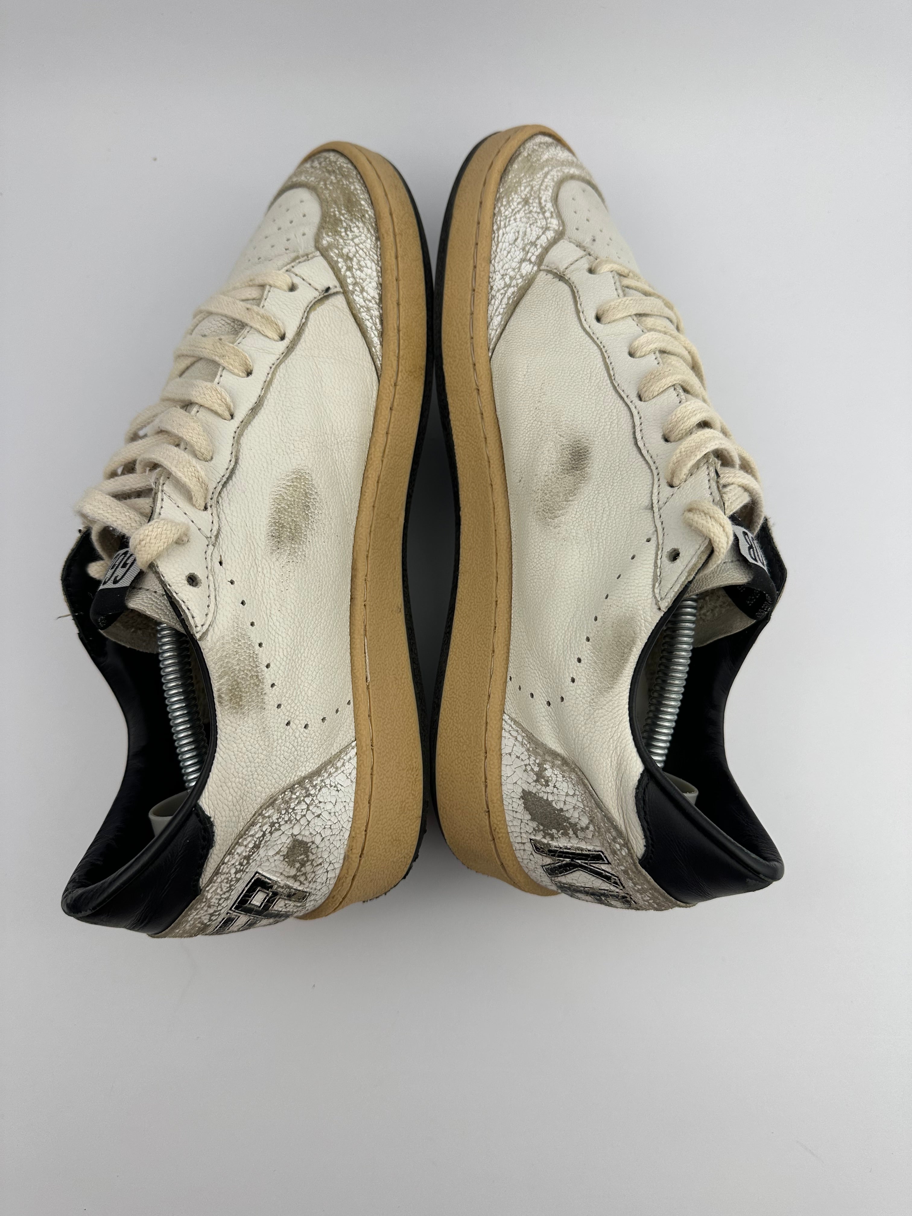 Golden Goose Ballstar Black/White  T38