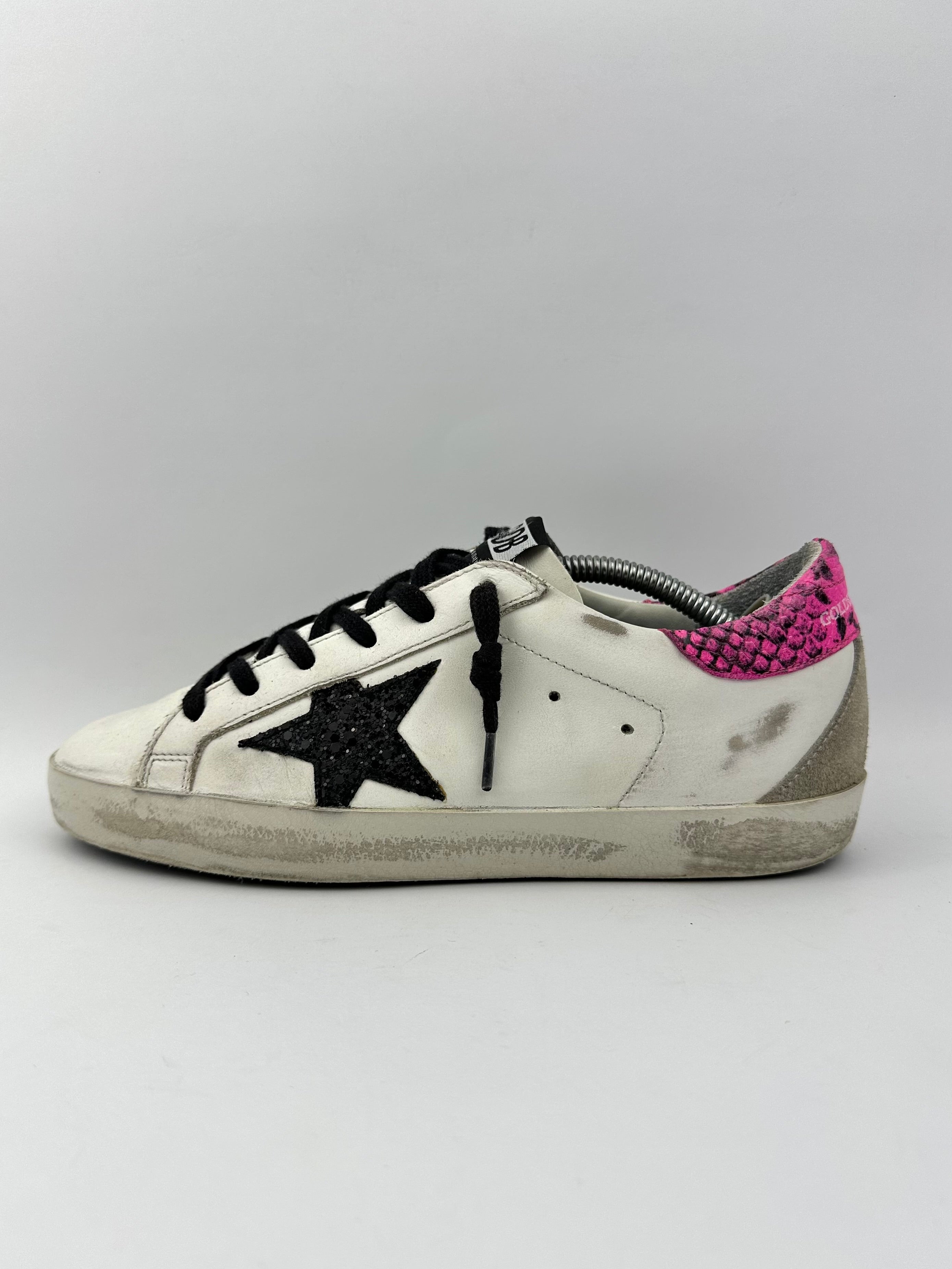 Golden Goose Superstar T37