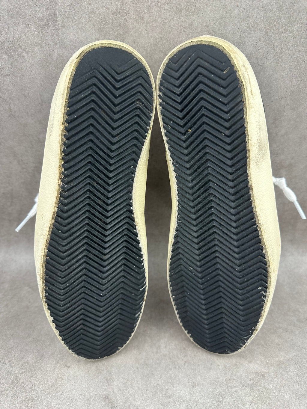 Golden Goose Superstar T42