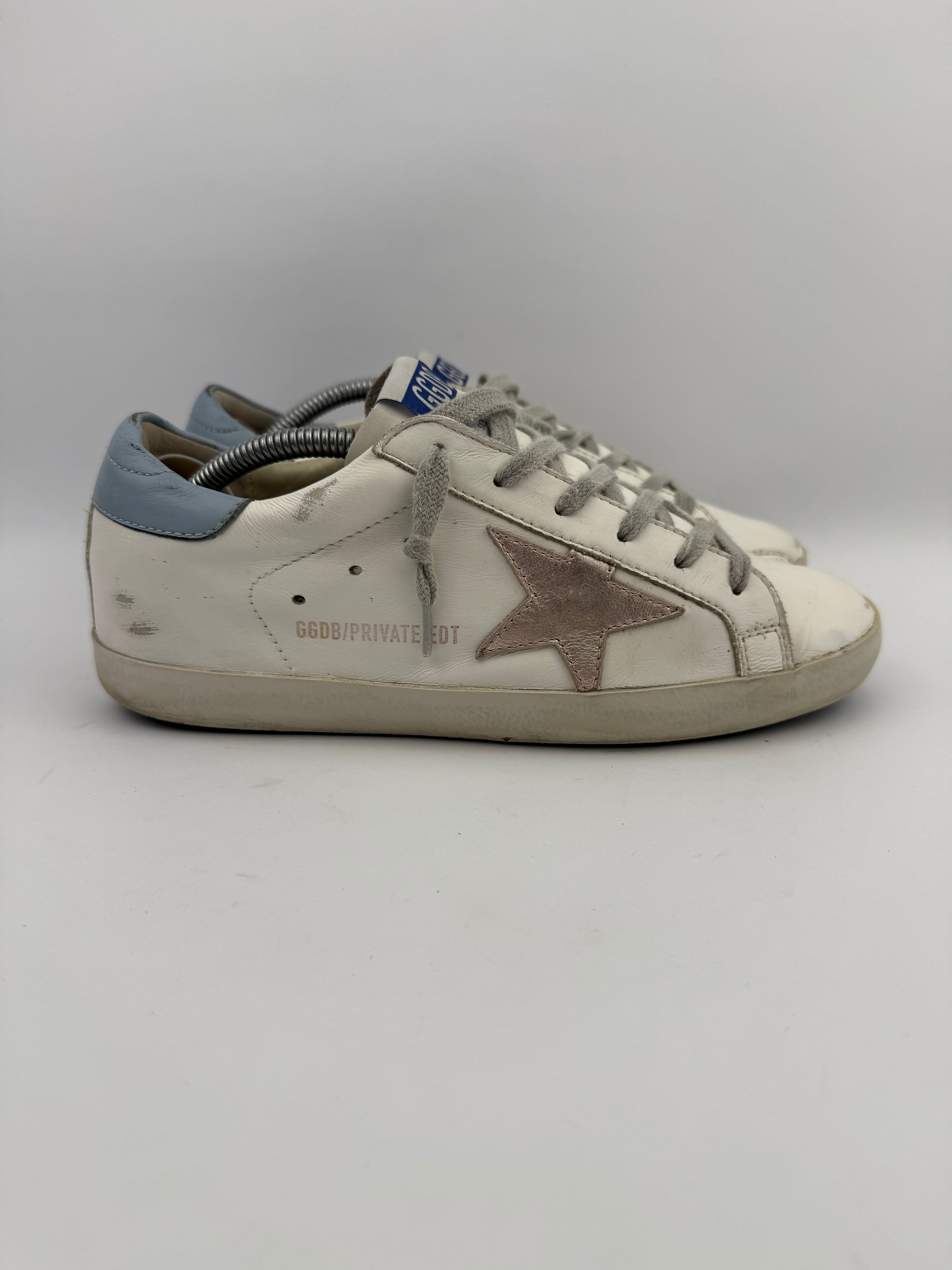 Golden Goose superstar T37
