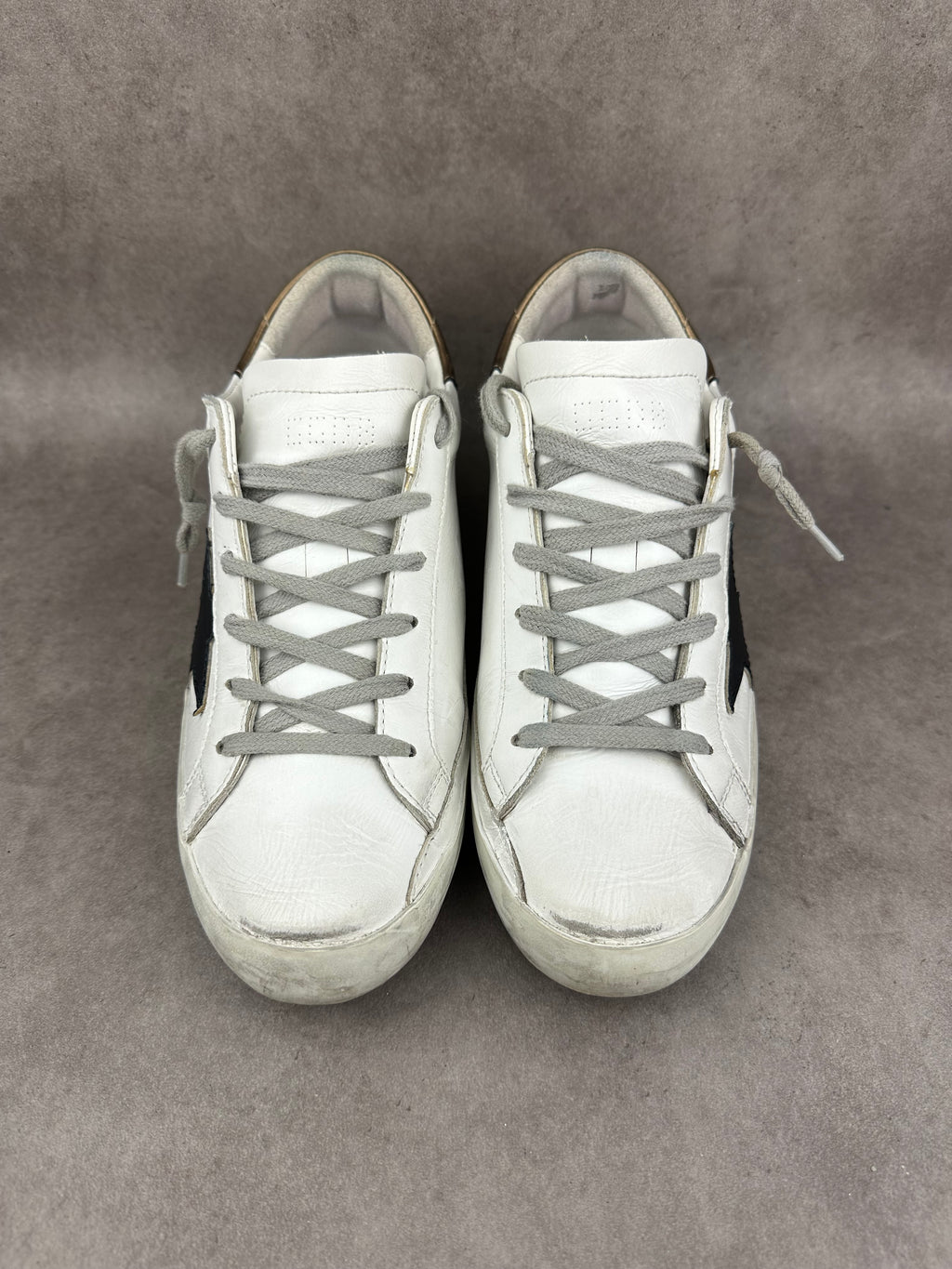 Golden Goose superstar étoile noire T38
