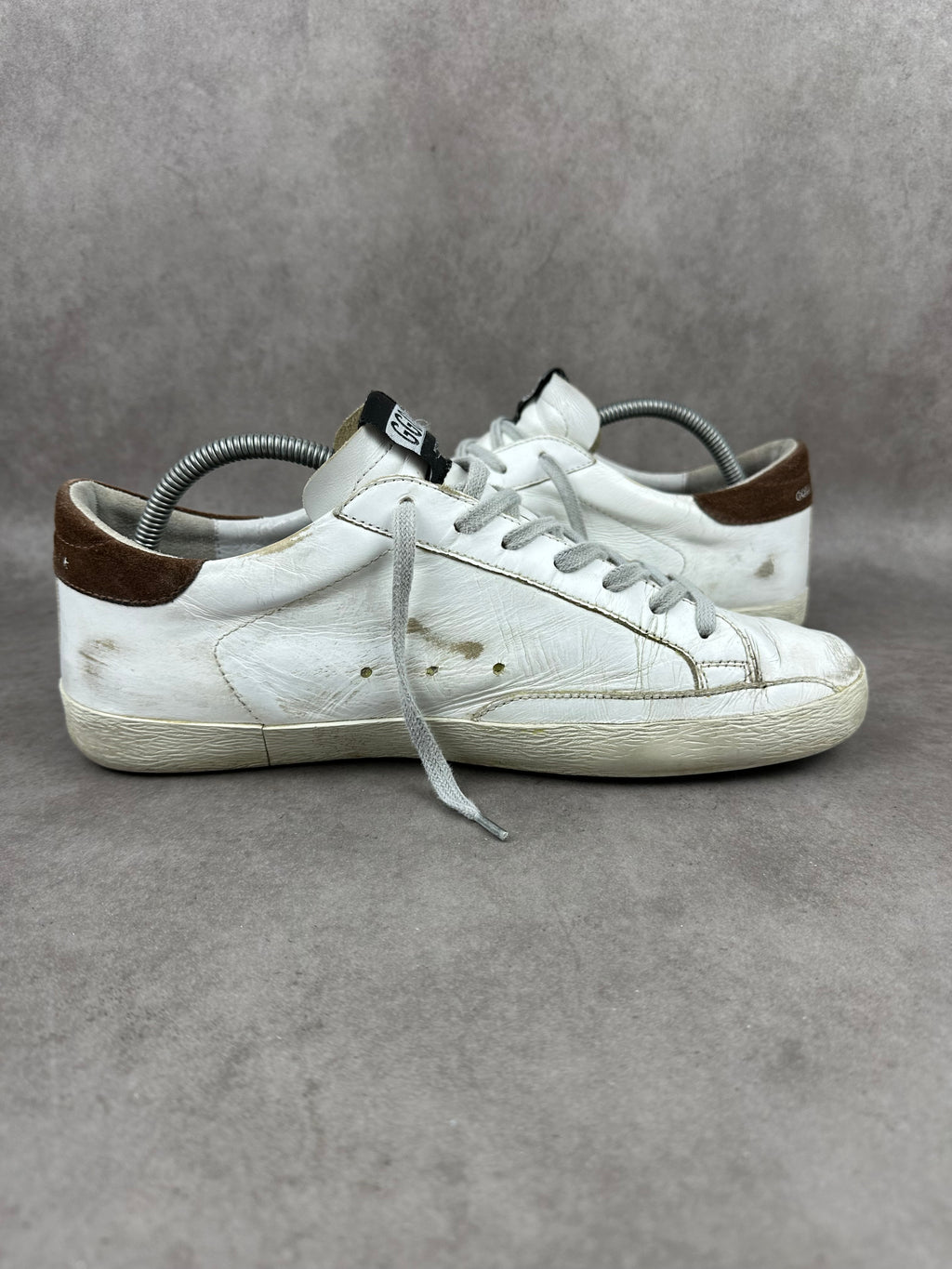 Golden Goose superstar T43