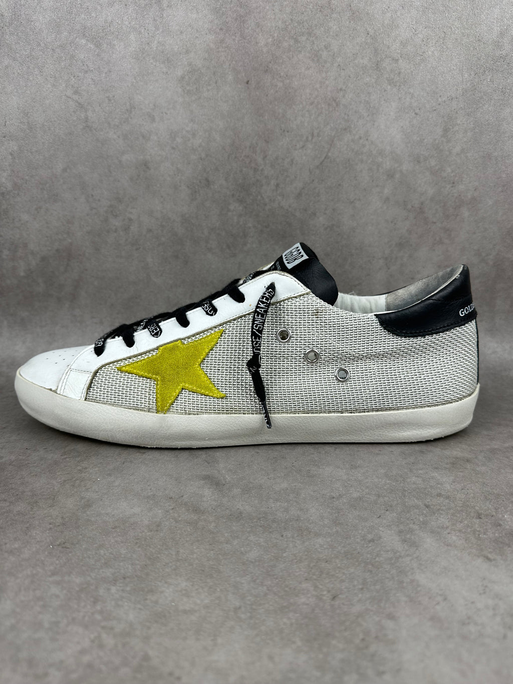 Golden Goose superstar jaune T46