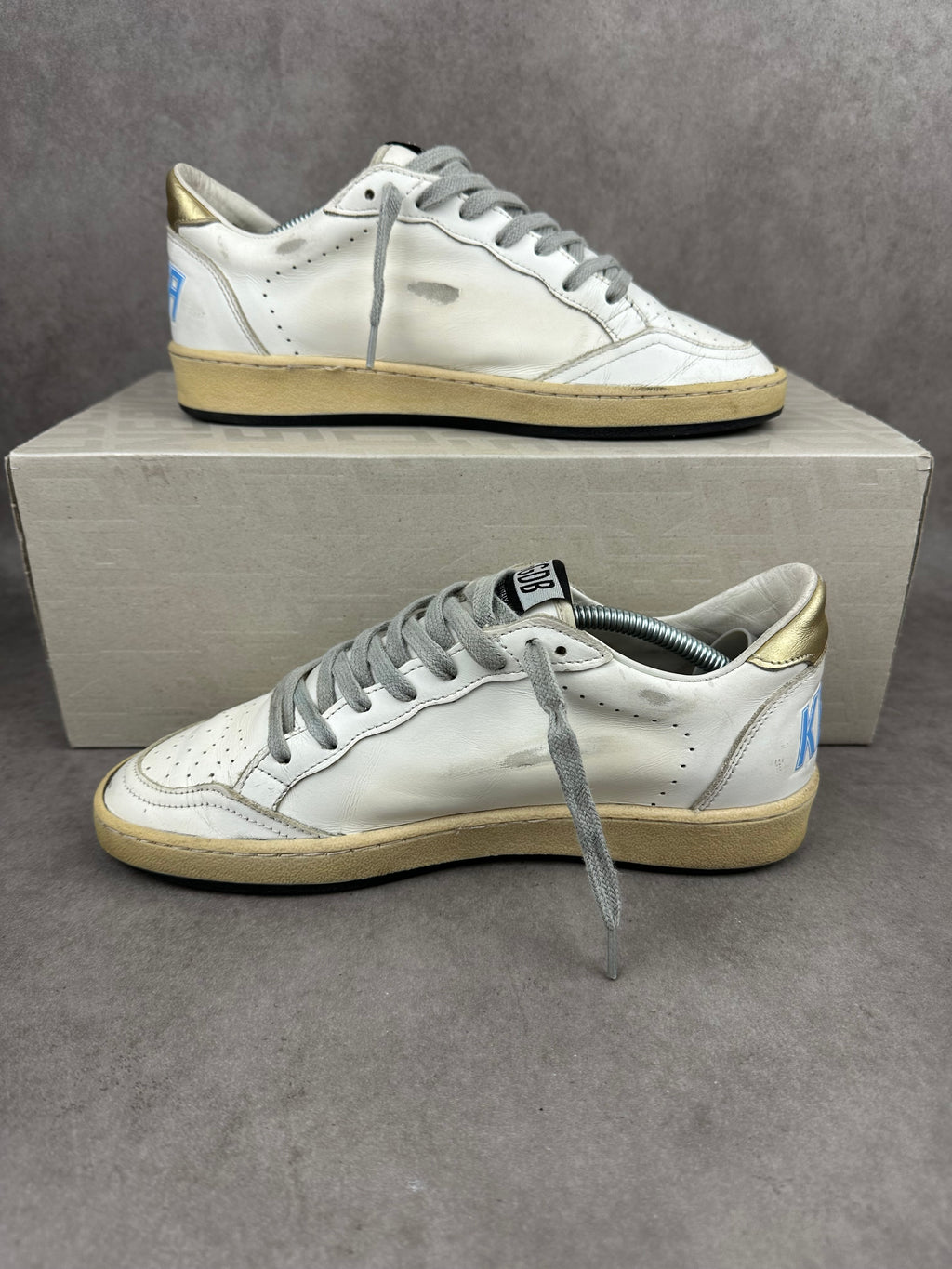 Golden Goose Ballstar blanche et doré T38-018