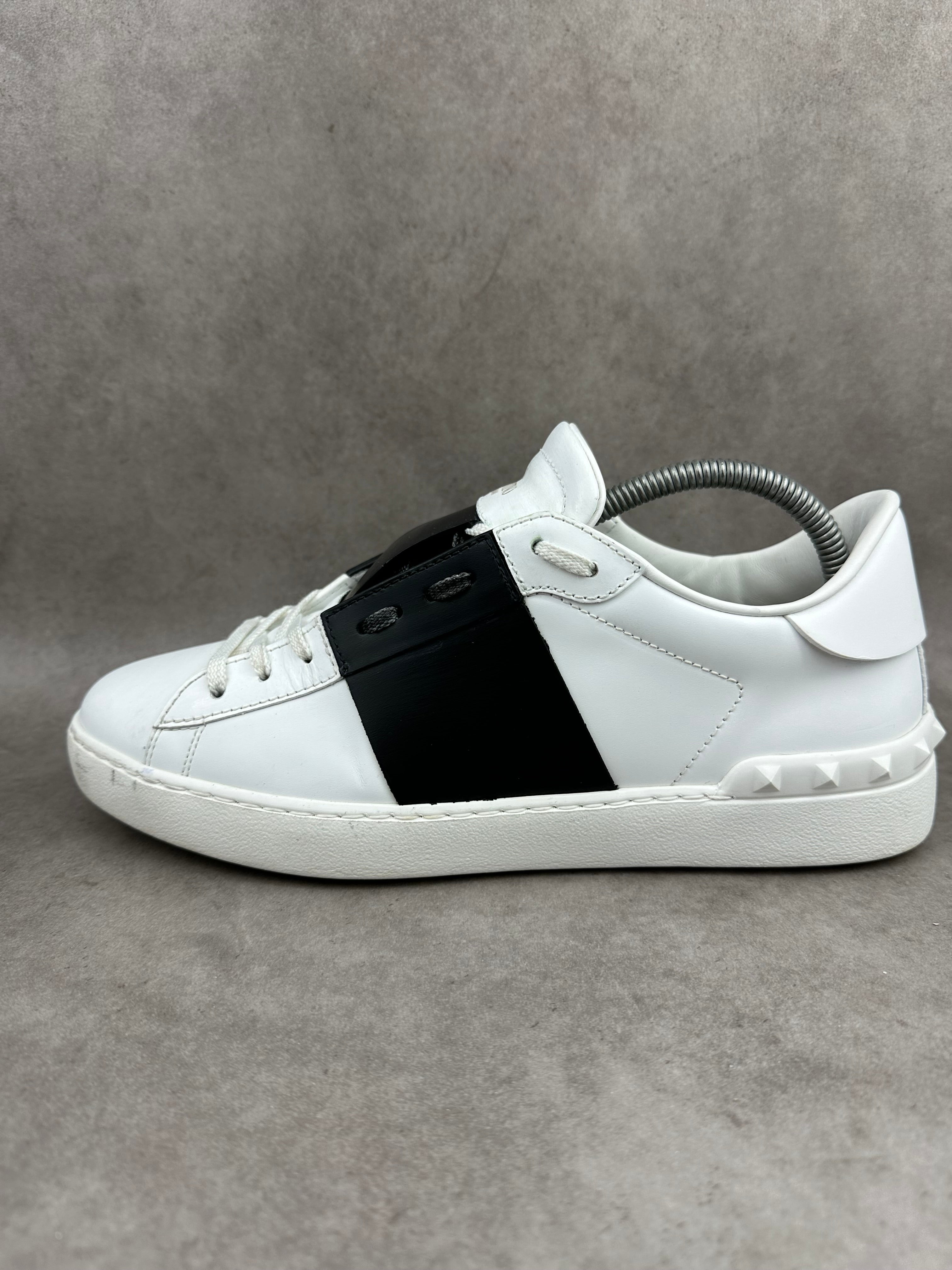 Valentino Garavani Open noire T41