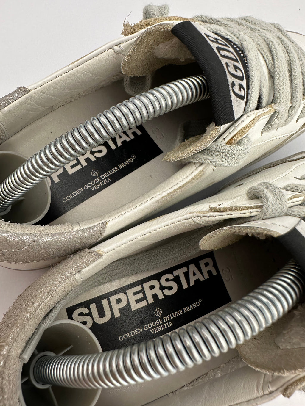 Golden Goose Superstar argenté T35