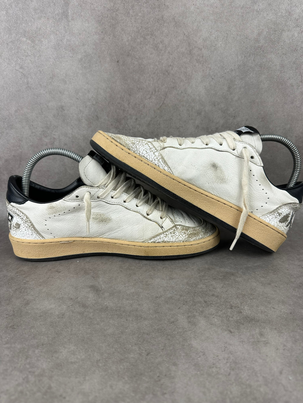 Golden Goose Ballstar blanche et noire T38-007