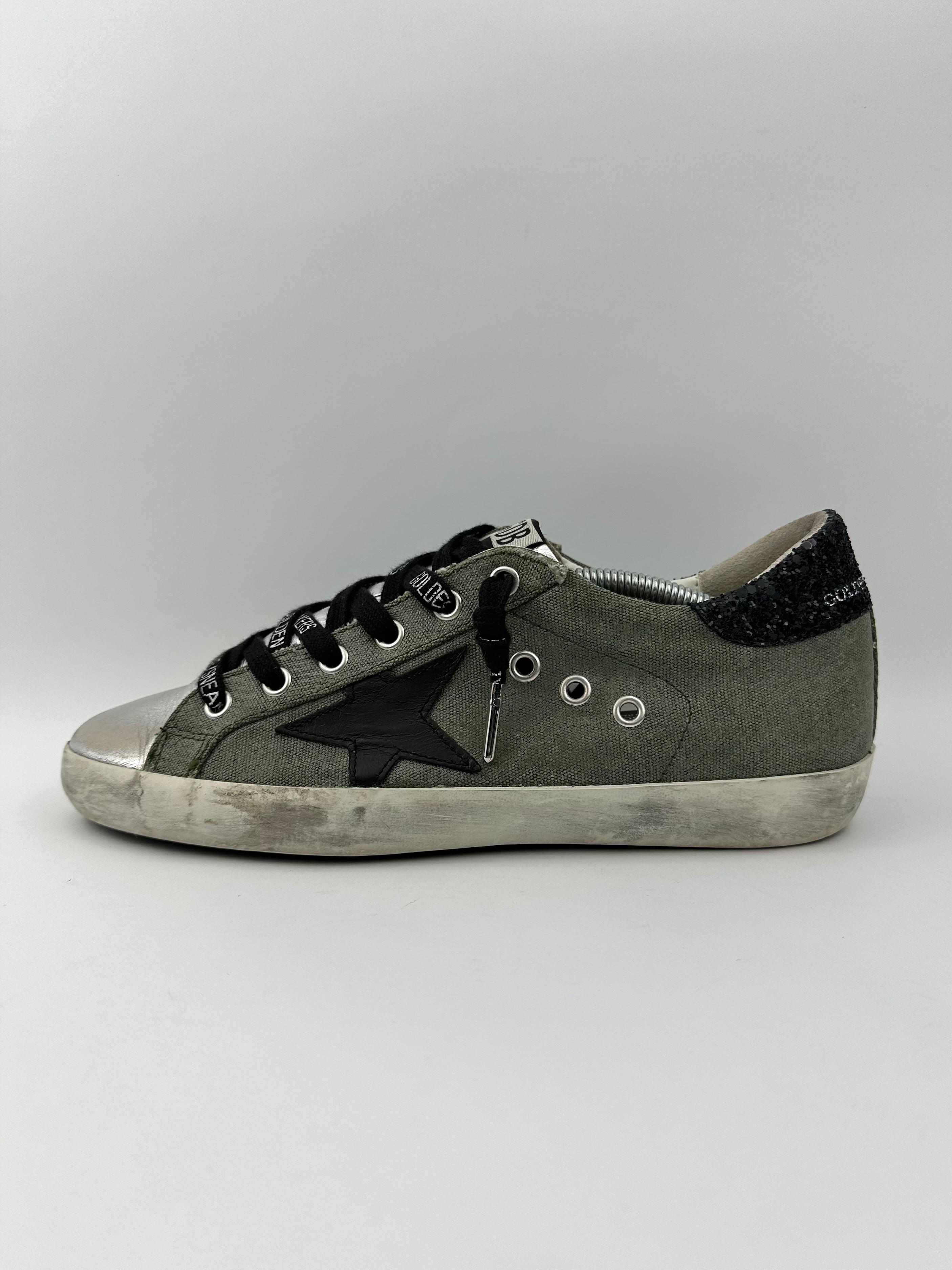 Golden Goose Superstar T38