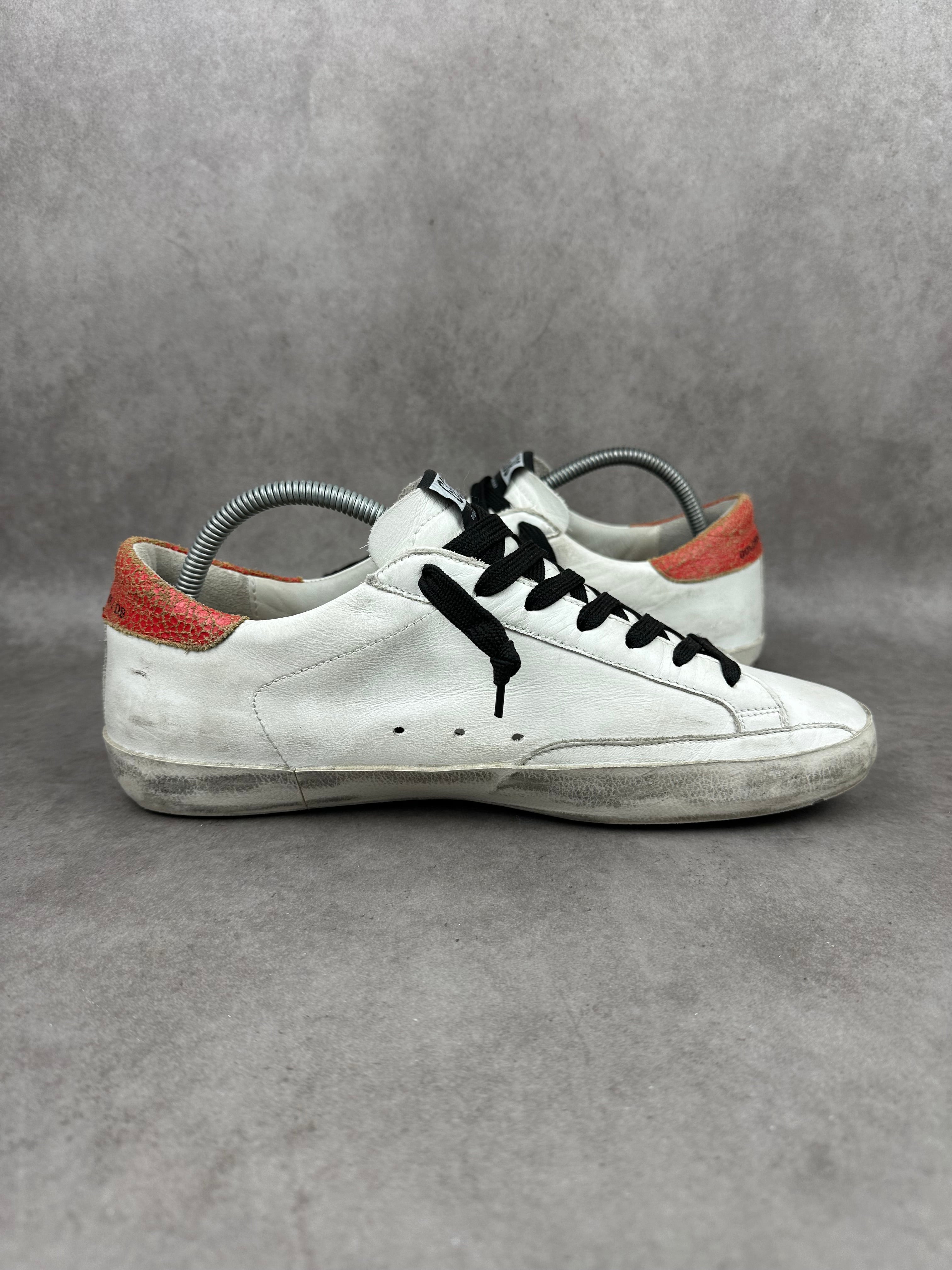 Golden Goose superstar bordeaux T42-001
