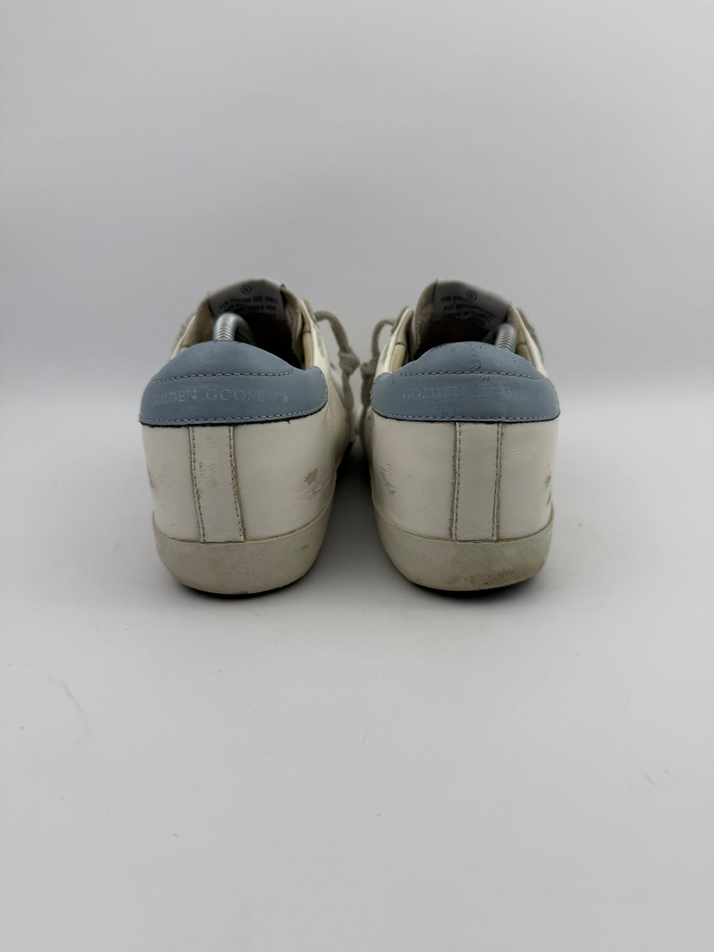 Golden Goose superstar T37