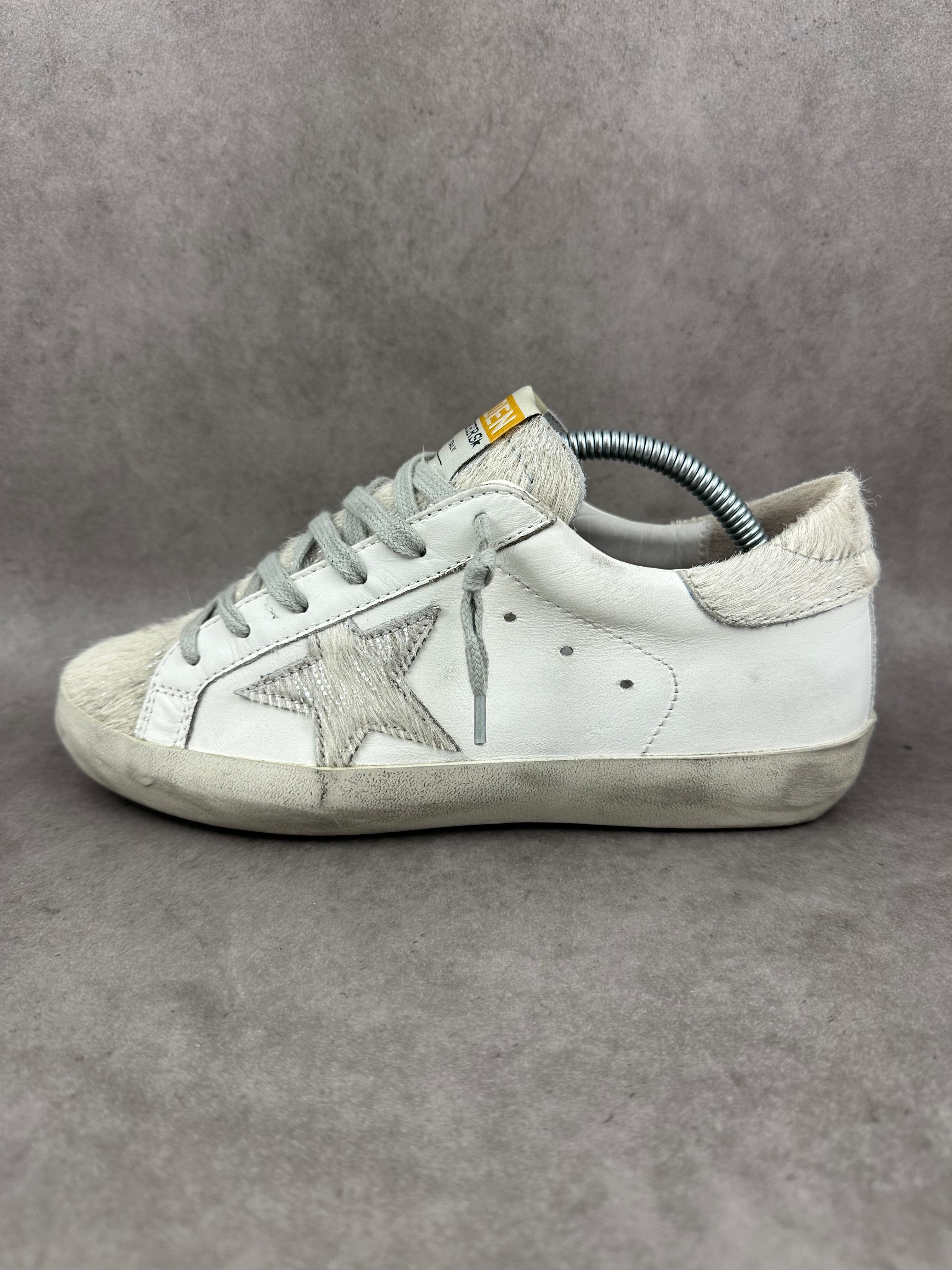 Golden Goose Superstar blanche T36
