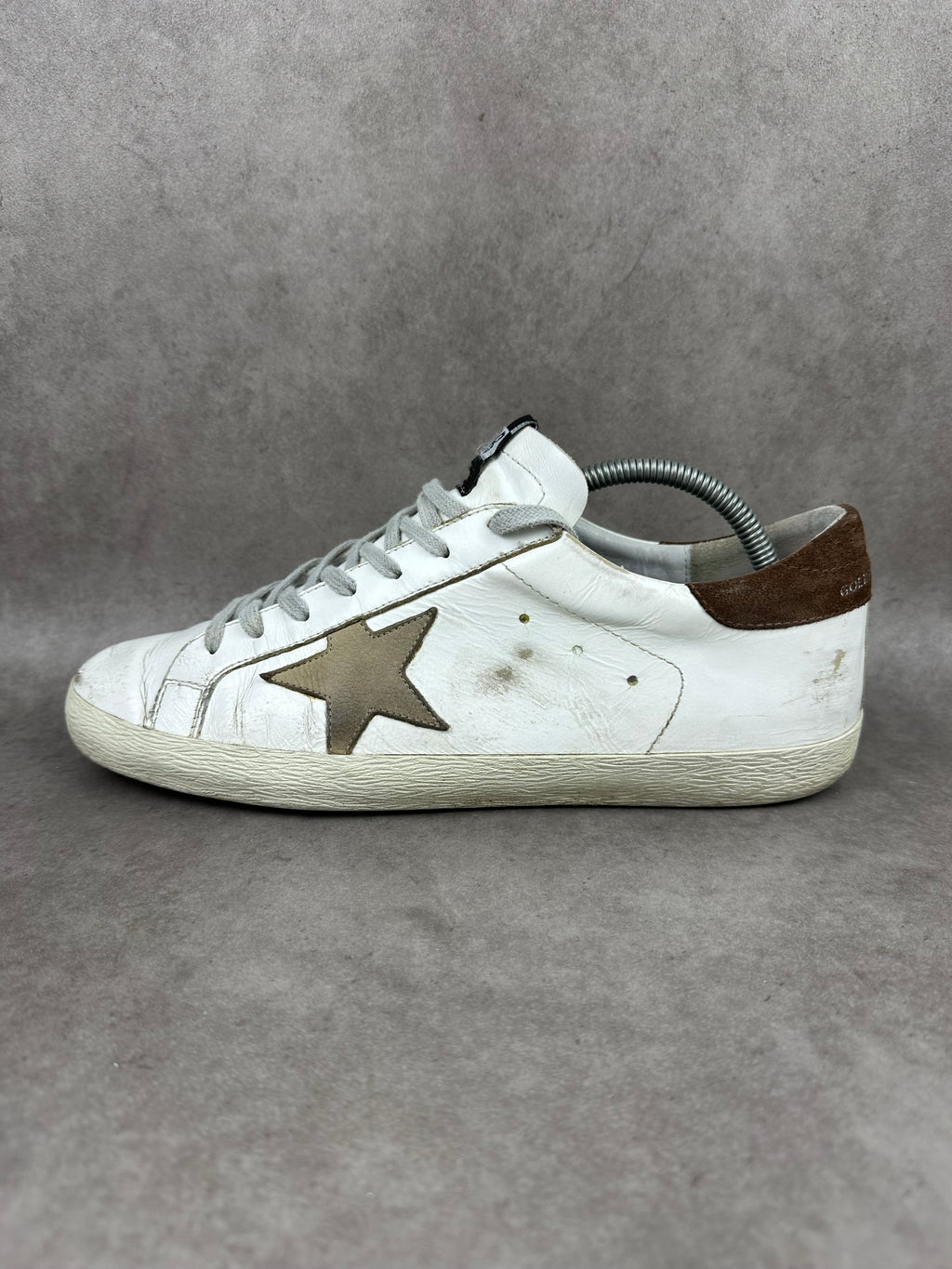 Golden Goose superstar T43