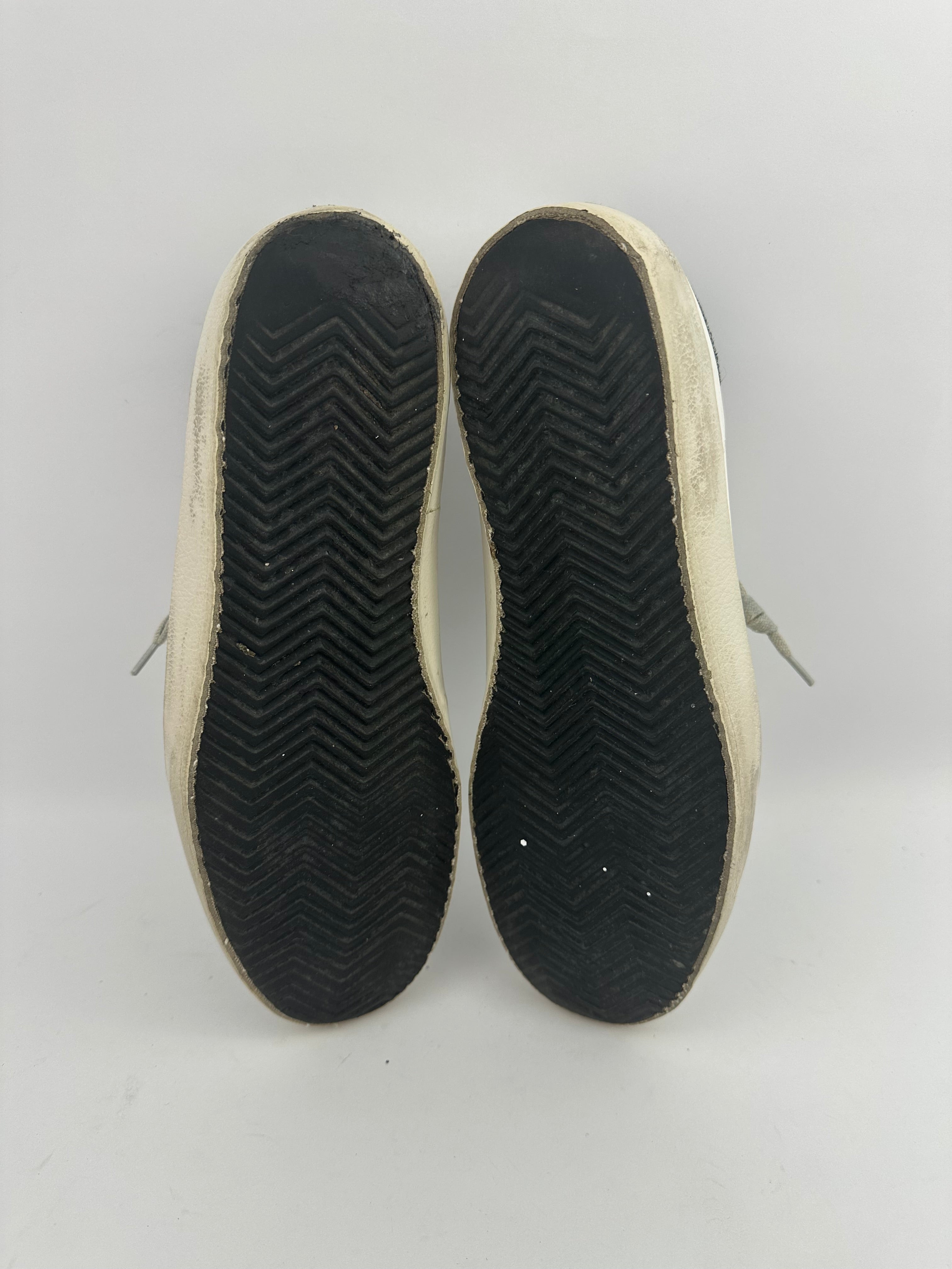 Golden Goose Superstar T39
