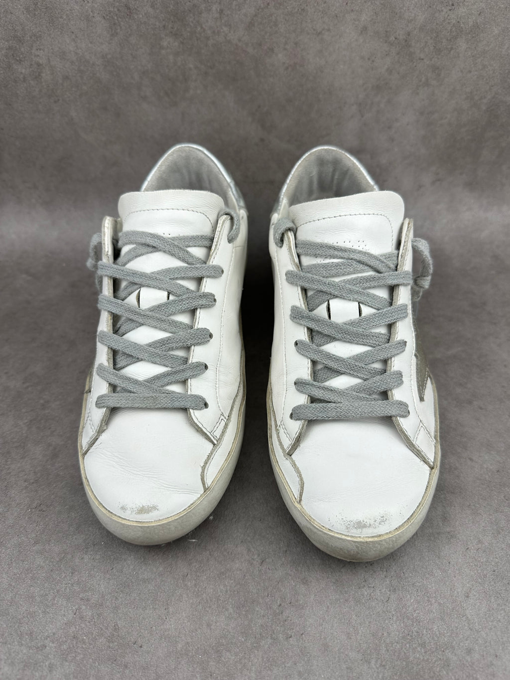 Golden Goose superstar T36