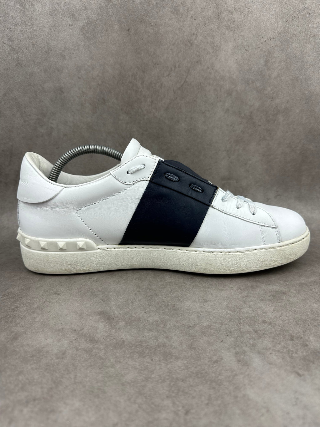 Valentino Garavani Open marine T42,5