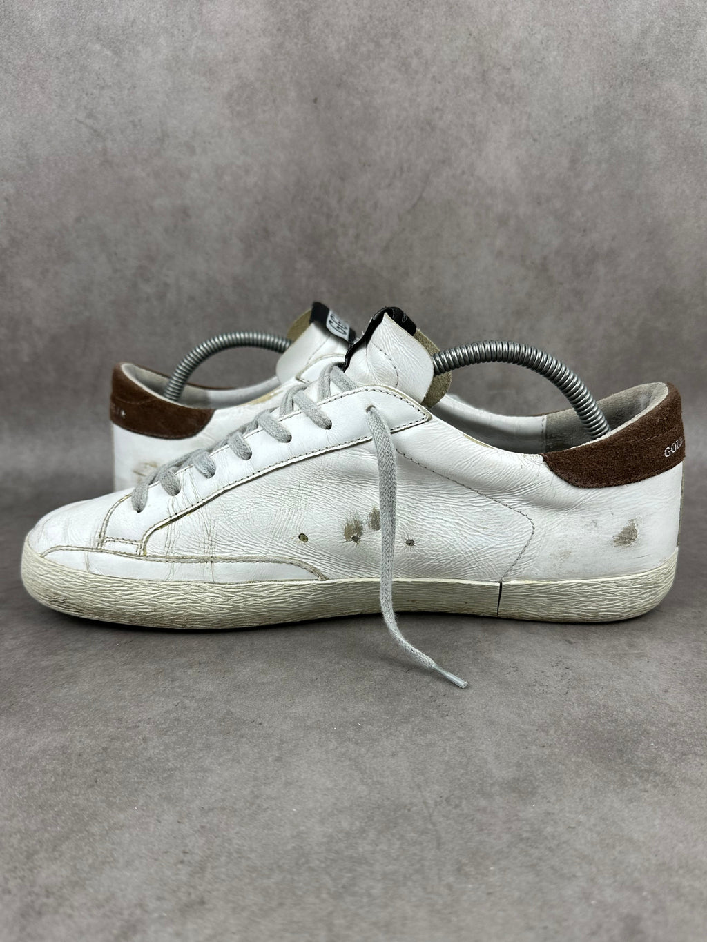 Golden Goose superstar T43