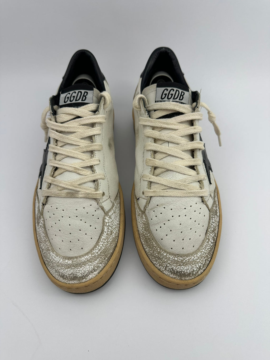 Golden Goose Ballstar Black/White  T38