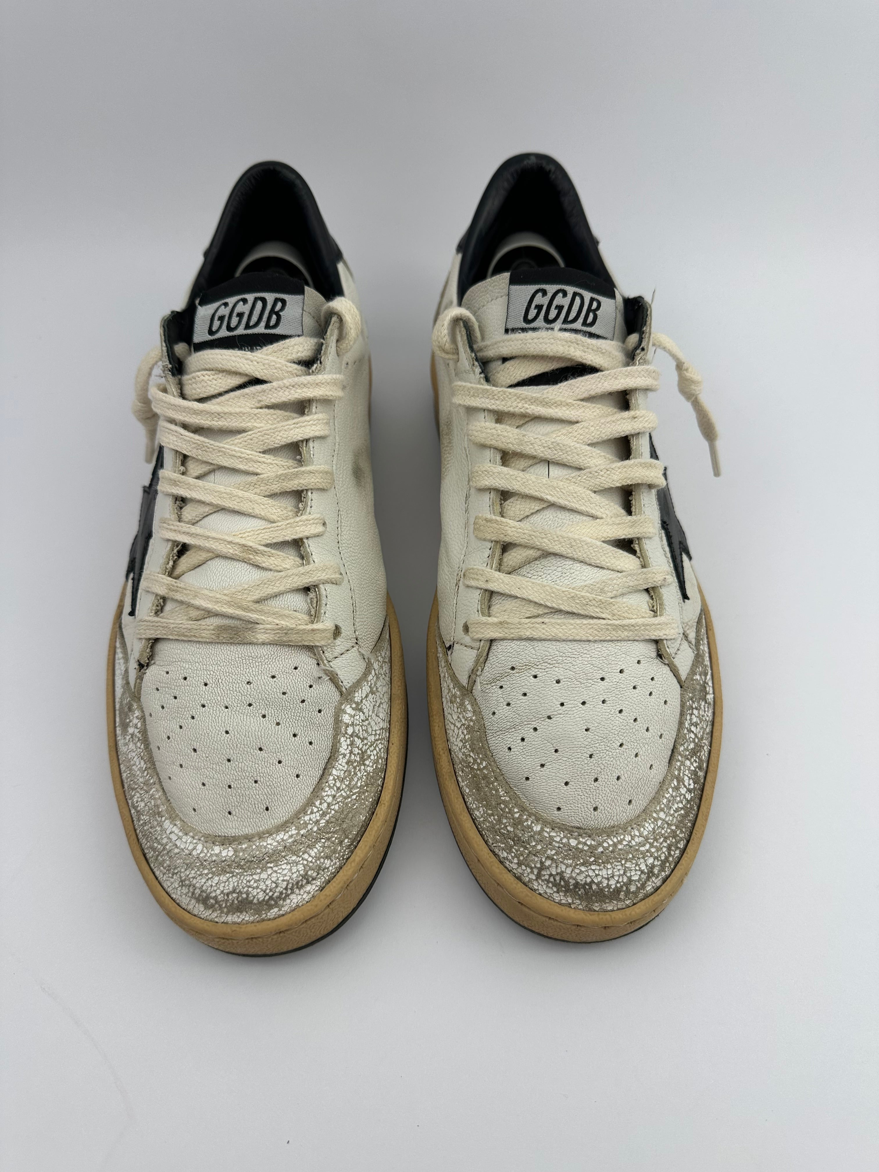 Golden Goose Ballstar Black/White  T38